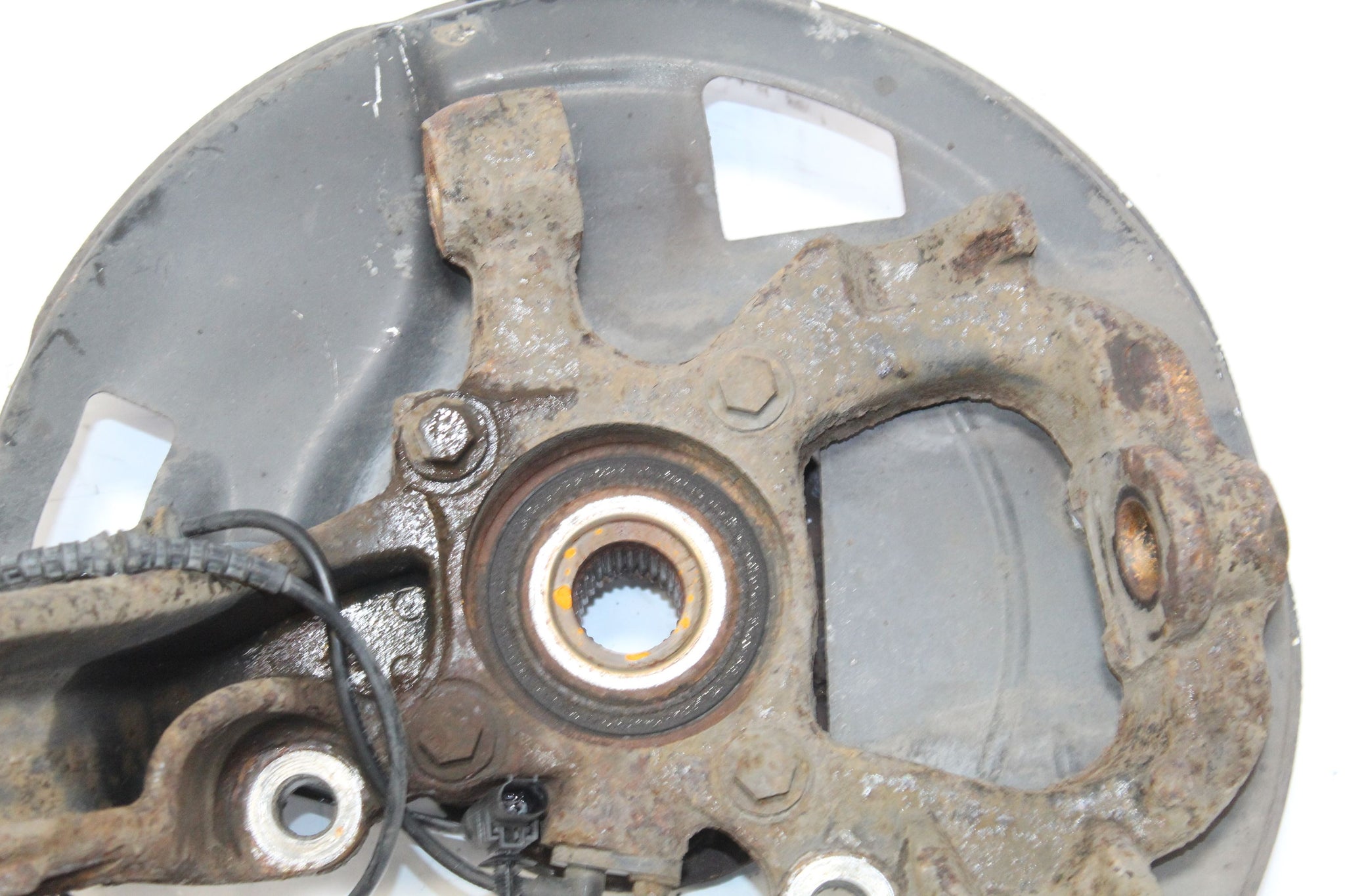 2010 LAND ROVER DISCOVERY 4 3.0 Left side Front Wheel Hub