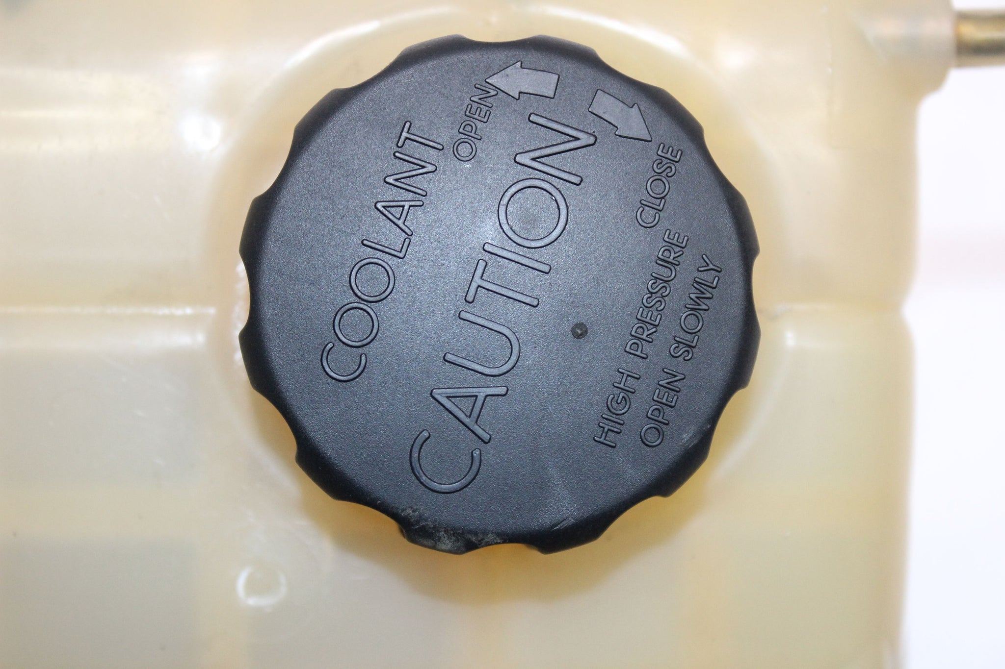 2013 SSANGYONG KORANDO SPORTS 2.0 Coolant Expansion Tank