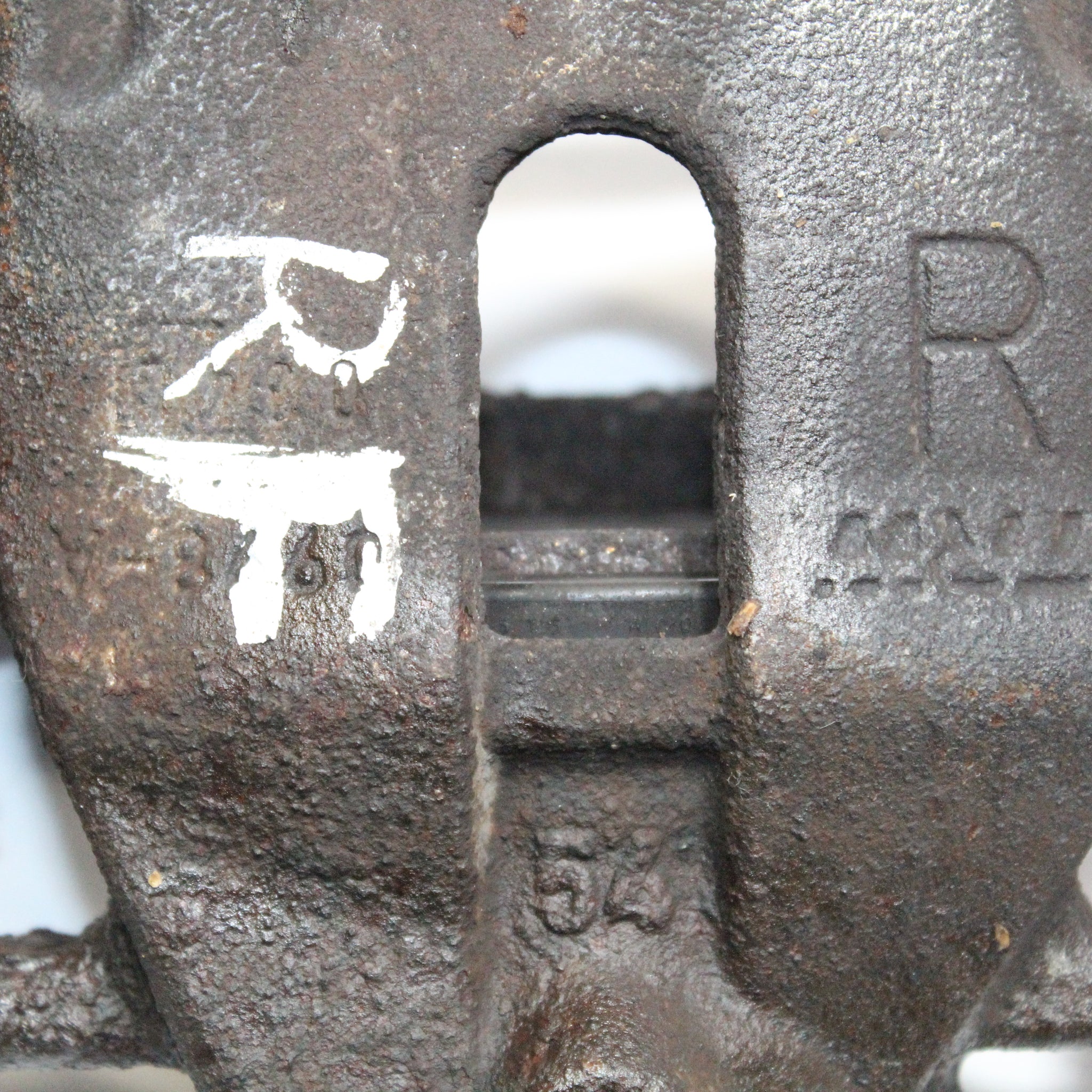 2009 VAUXHALL AGILA 1.2 RIGHT SIDE FRONT BRAKE CALIPER