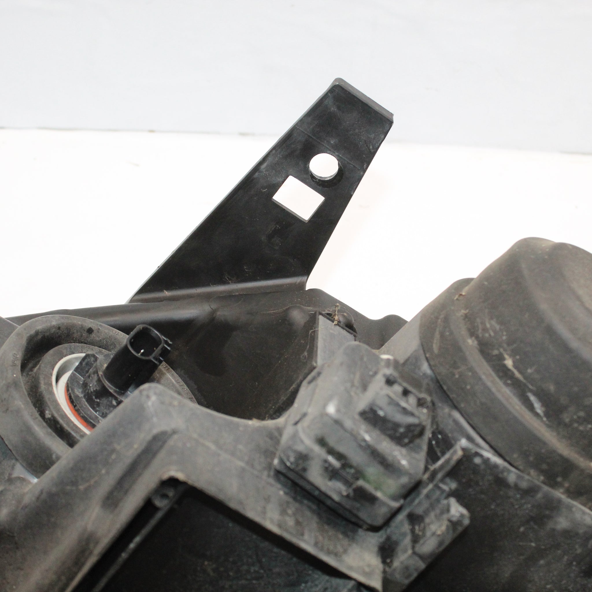 JEEP COMPASS RIGHT SIDE HEADLIGHT 2013 05182550AF