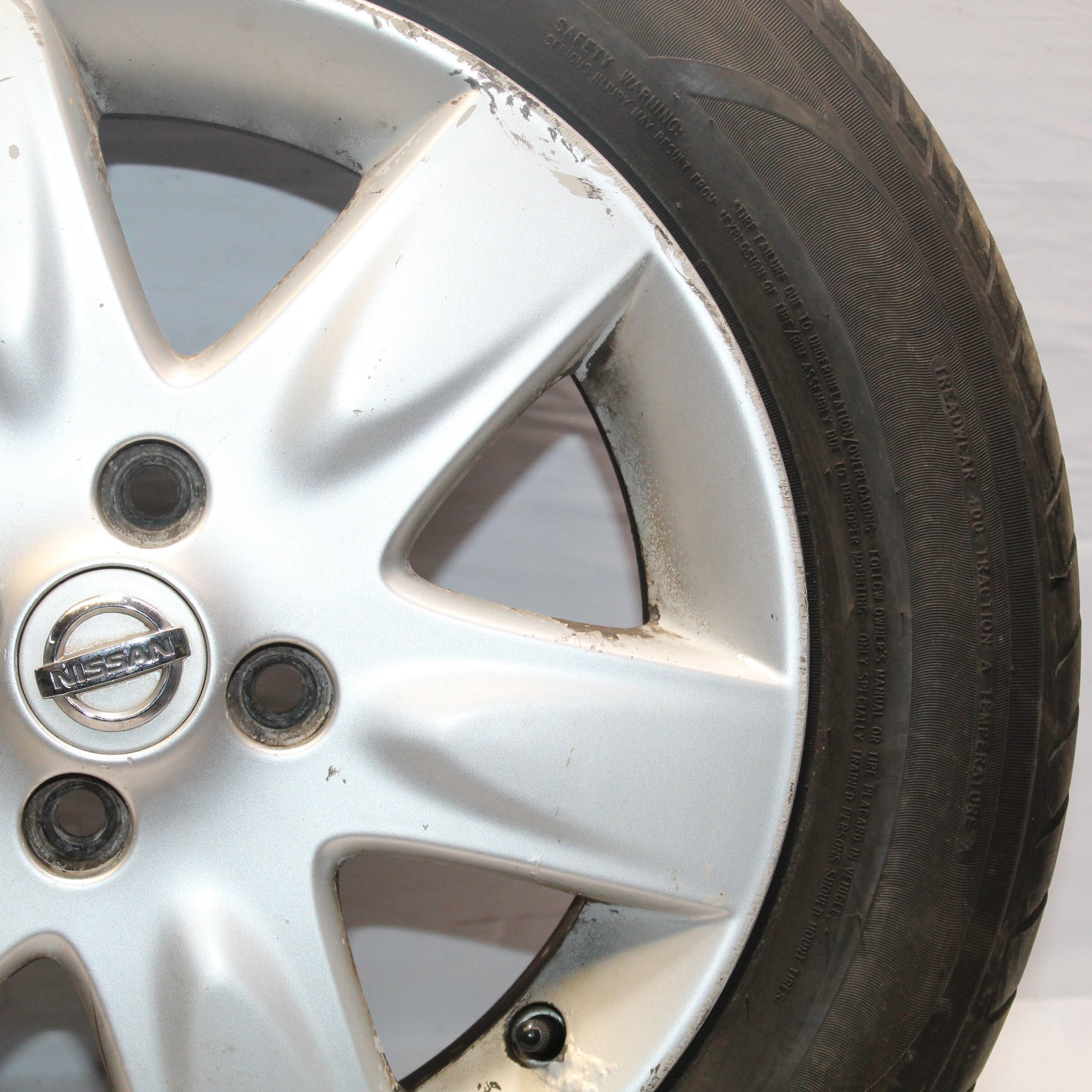 2004 NISSAN MICRA ALLOY WHEEL WITH TYRE 175 / 65 R15 6.3MM