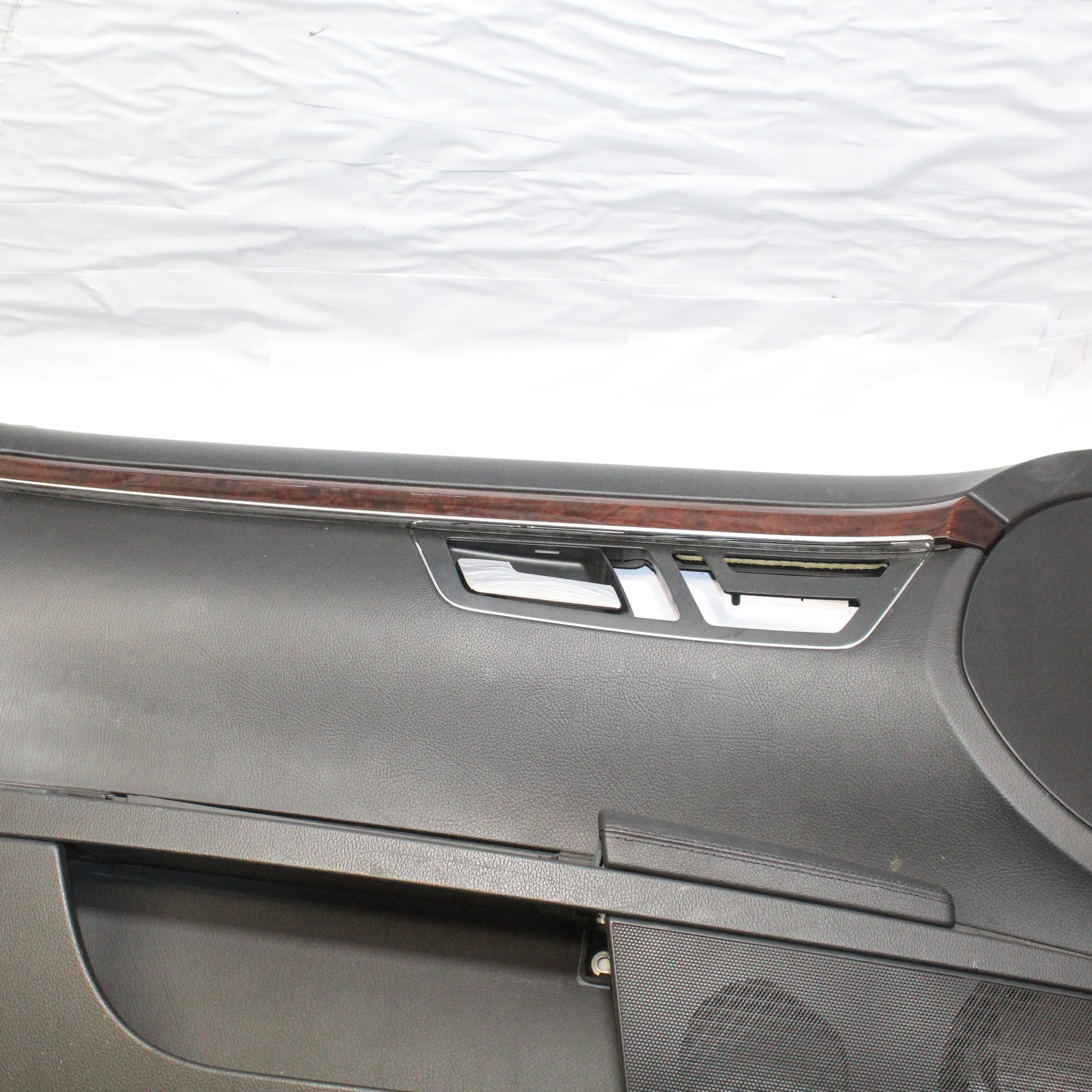 2009 MERCEDES S Class W221 Left side Front Door Card