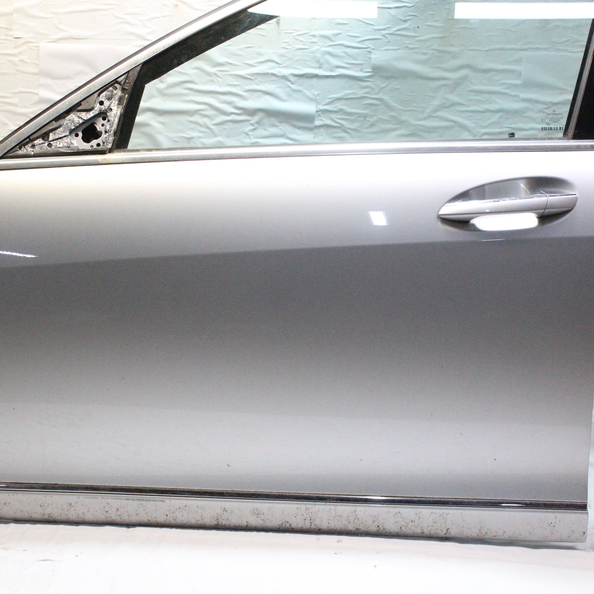 2009 MERCEDES W221 S350 Passenger side Front Complete Door IRIDIUM SILVER