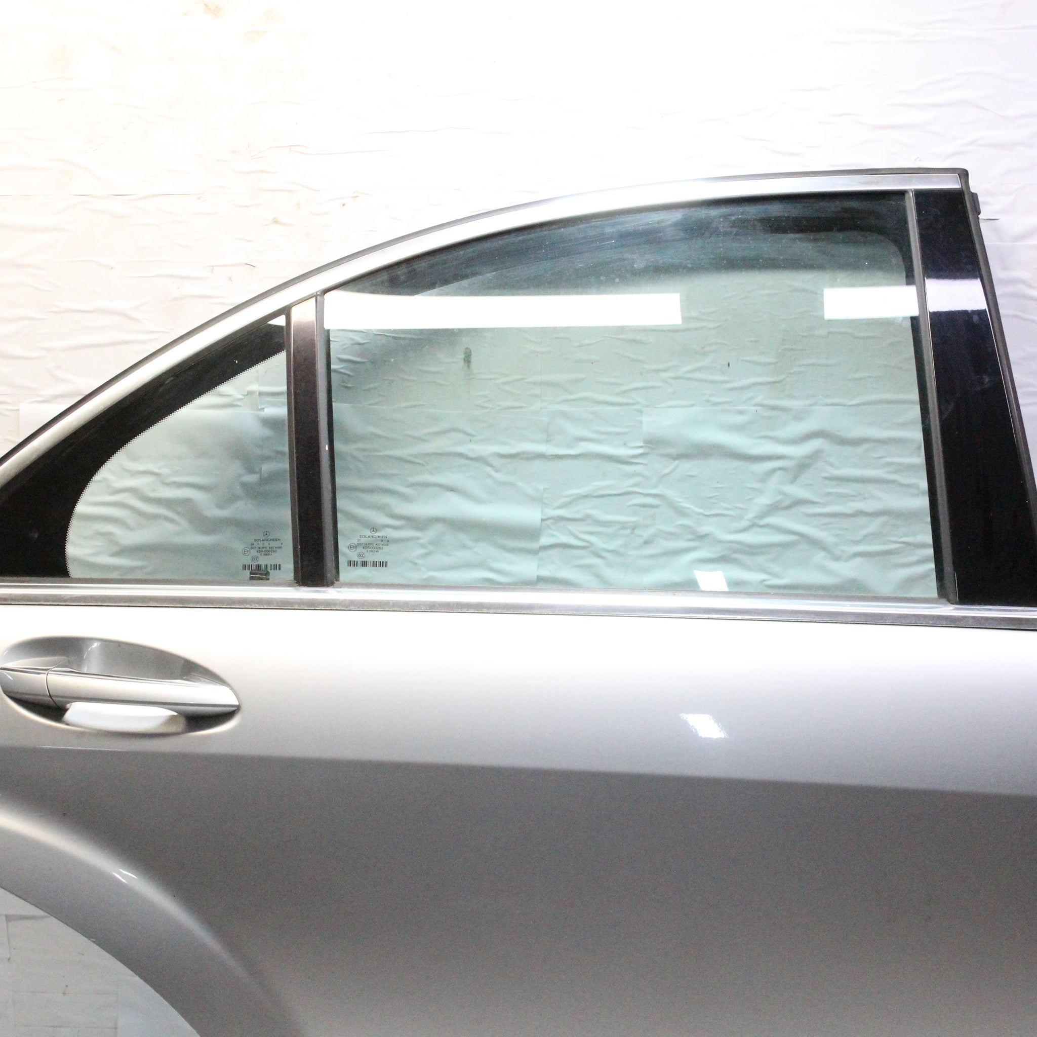 2009 MERCEDES W221 S350 Driver side Rear Complete Door IRIDIUM SILVER