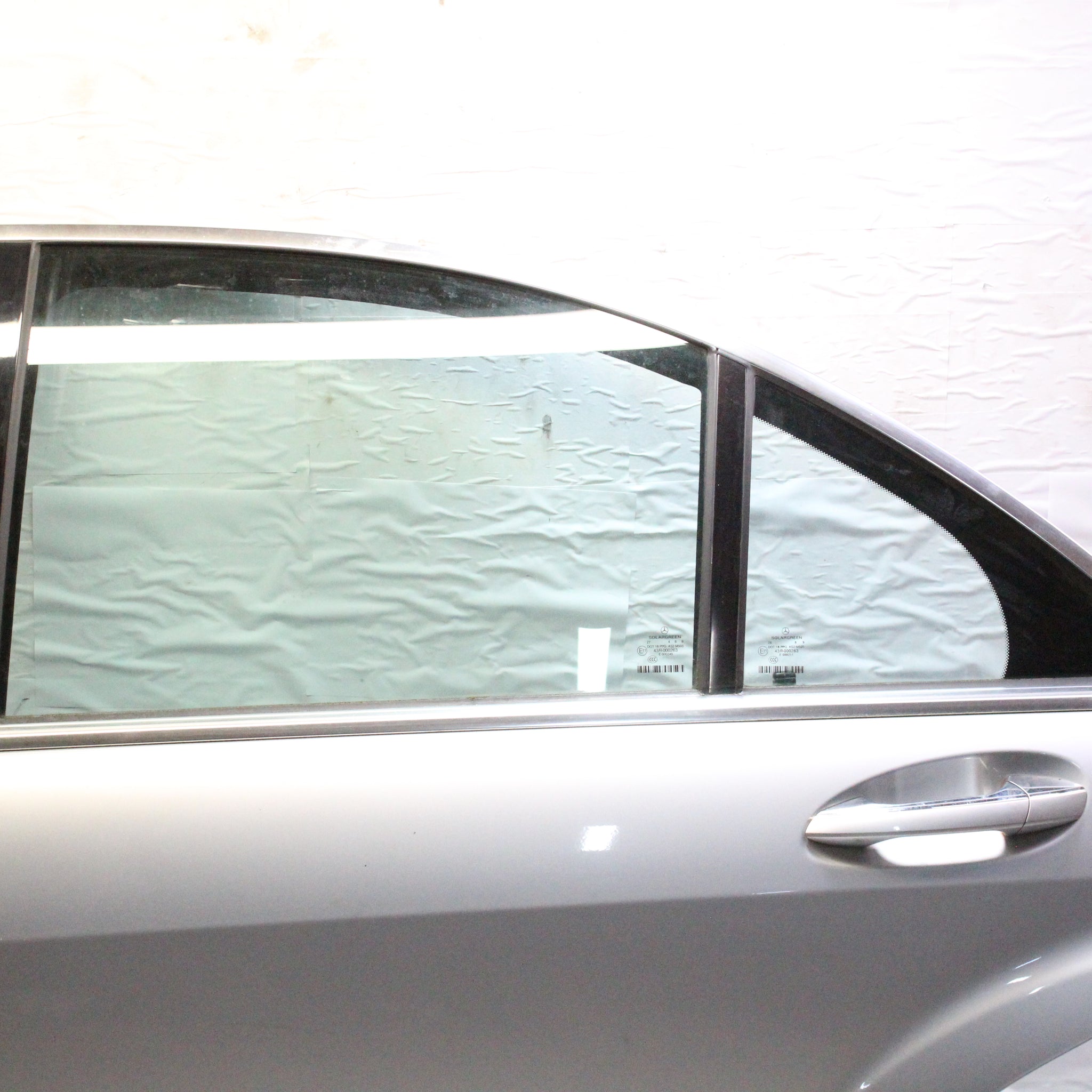 2009 MERCEDES W221 S350 Passenger side Rear Complete Door IRIDIUM SILVER