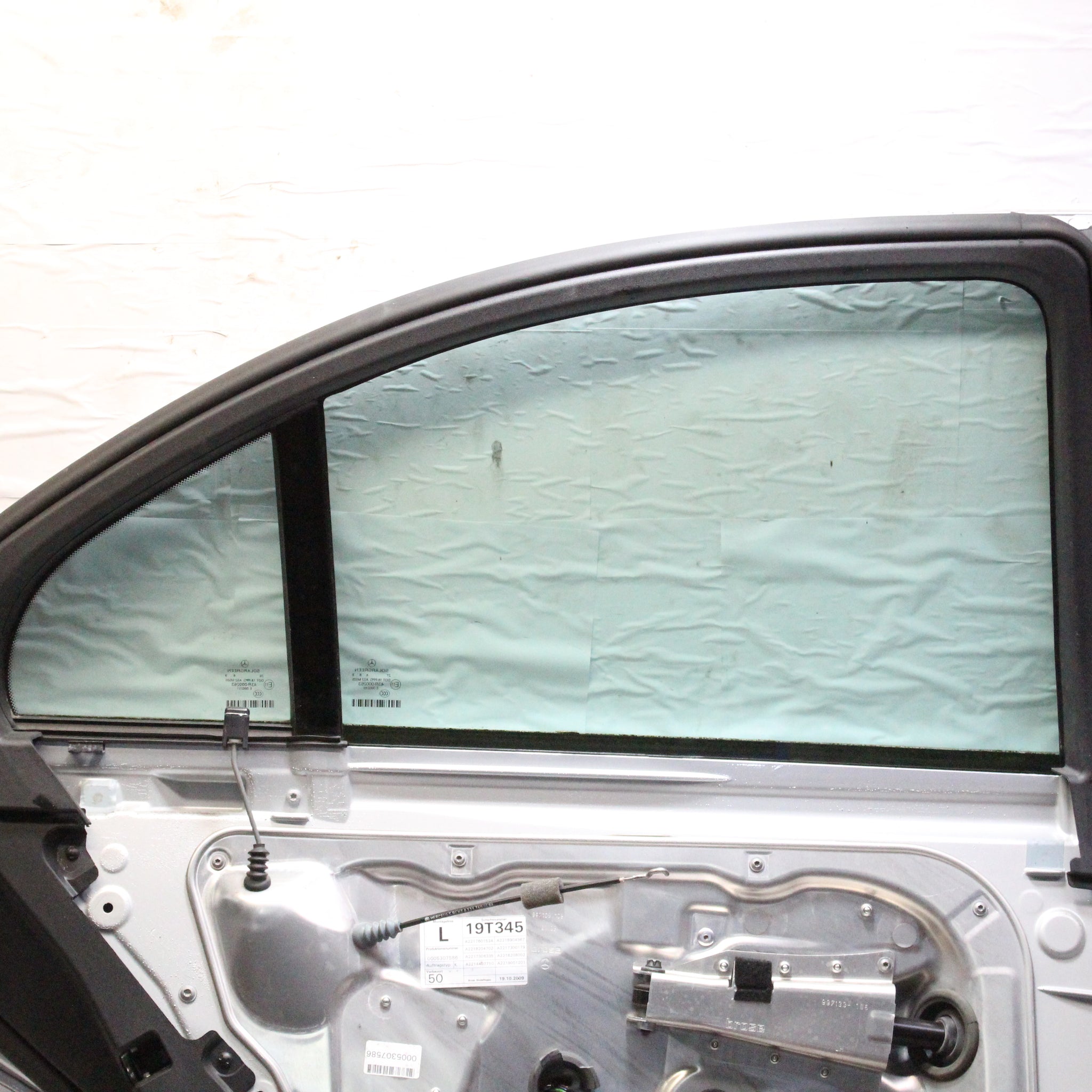 2009 MERCEDES W221 S350 Passenger side Rear Complete Door IRIDIUM SILVER