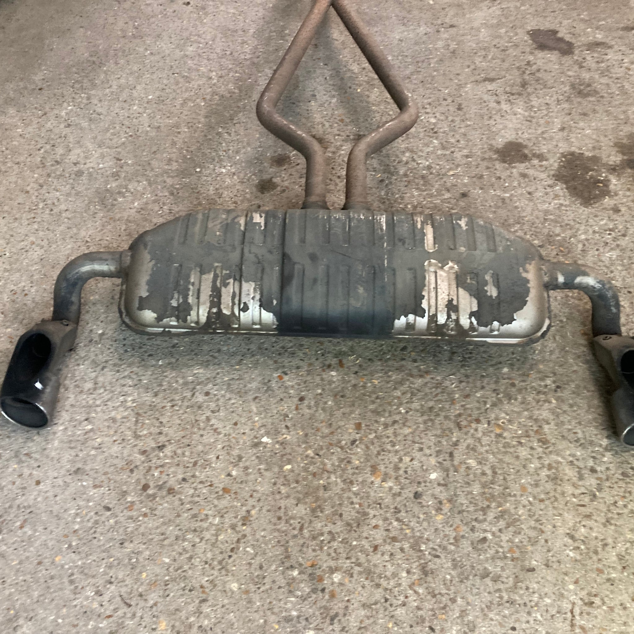 Range Rover Vogue L322 3.0 rear exhaust section back box
