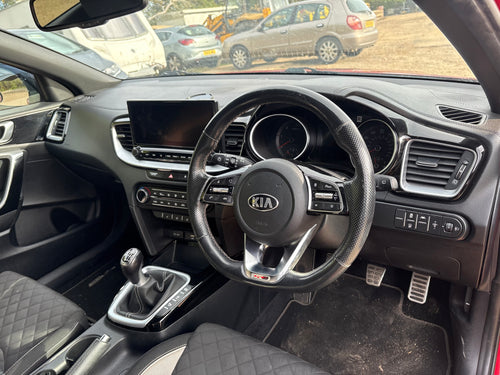 KIA CEED Airbag Kit + 4 Seat Belts 2021