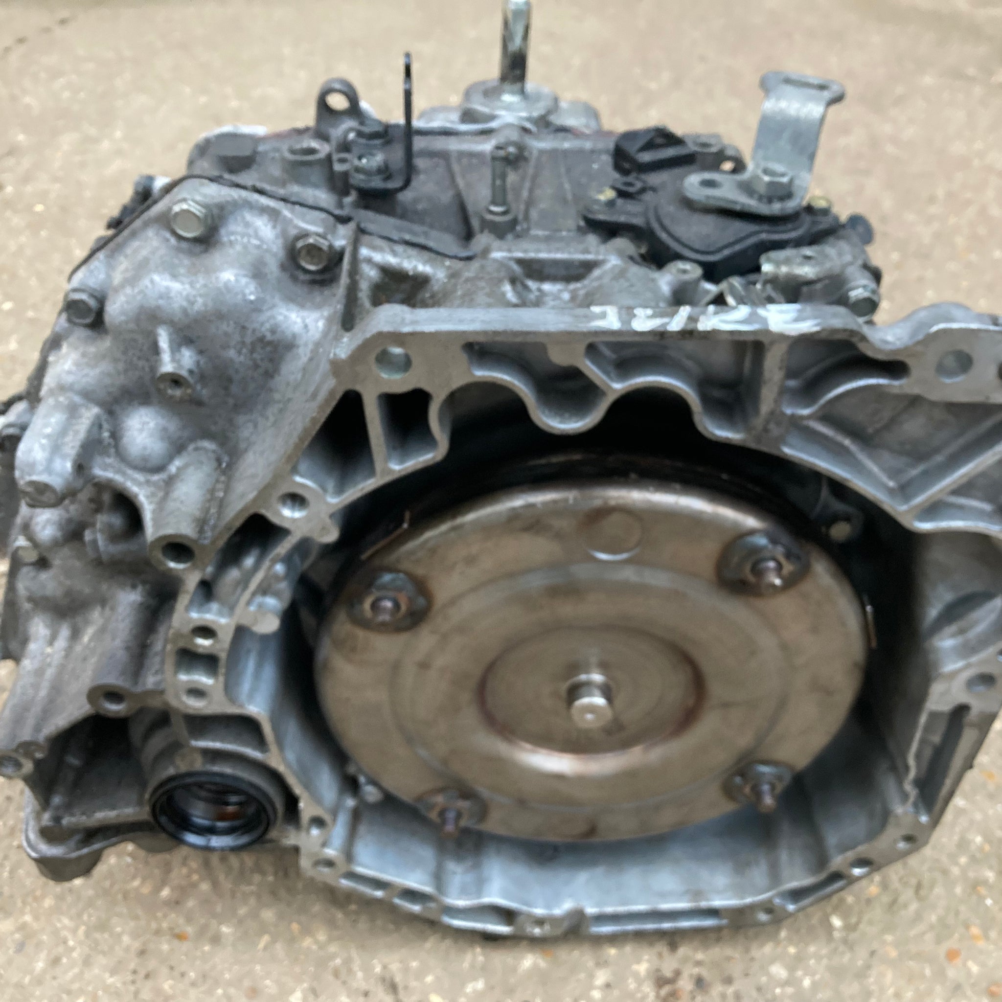 2014 NISSAN JUKE F15 AUTOMATIC CVT GEARBOX TORQUE CONVERTER SPARES OR REPAIR
