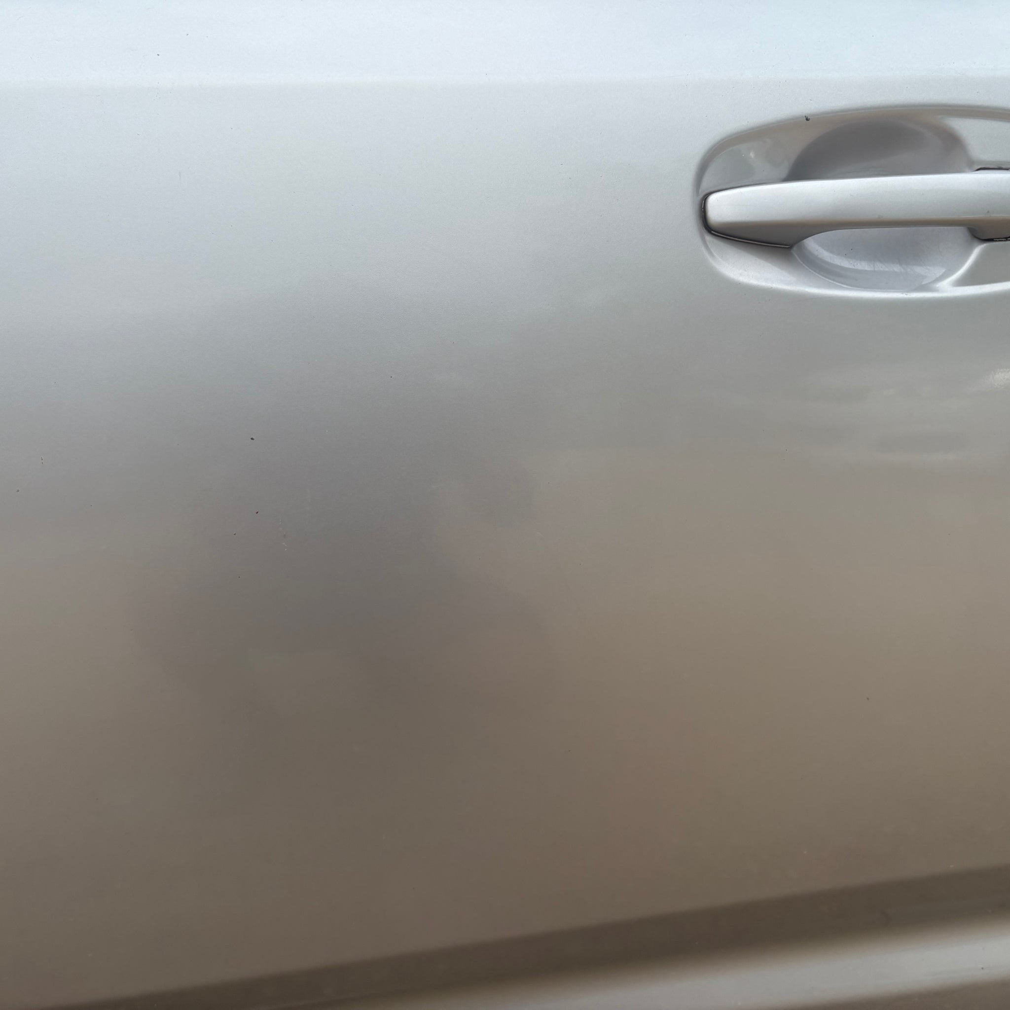 2016 TOYOTA AVENSIS PASSENGER SIDE FRONT COMPLETE DOOR 1F7 SILVER