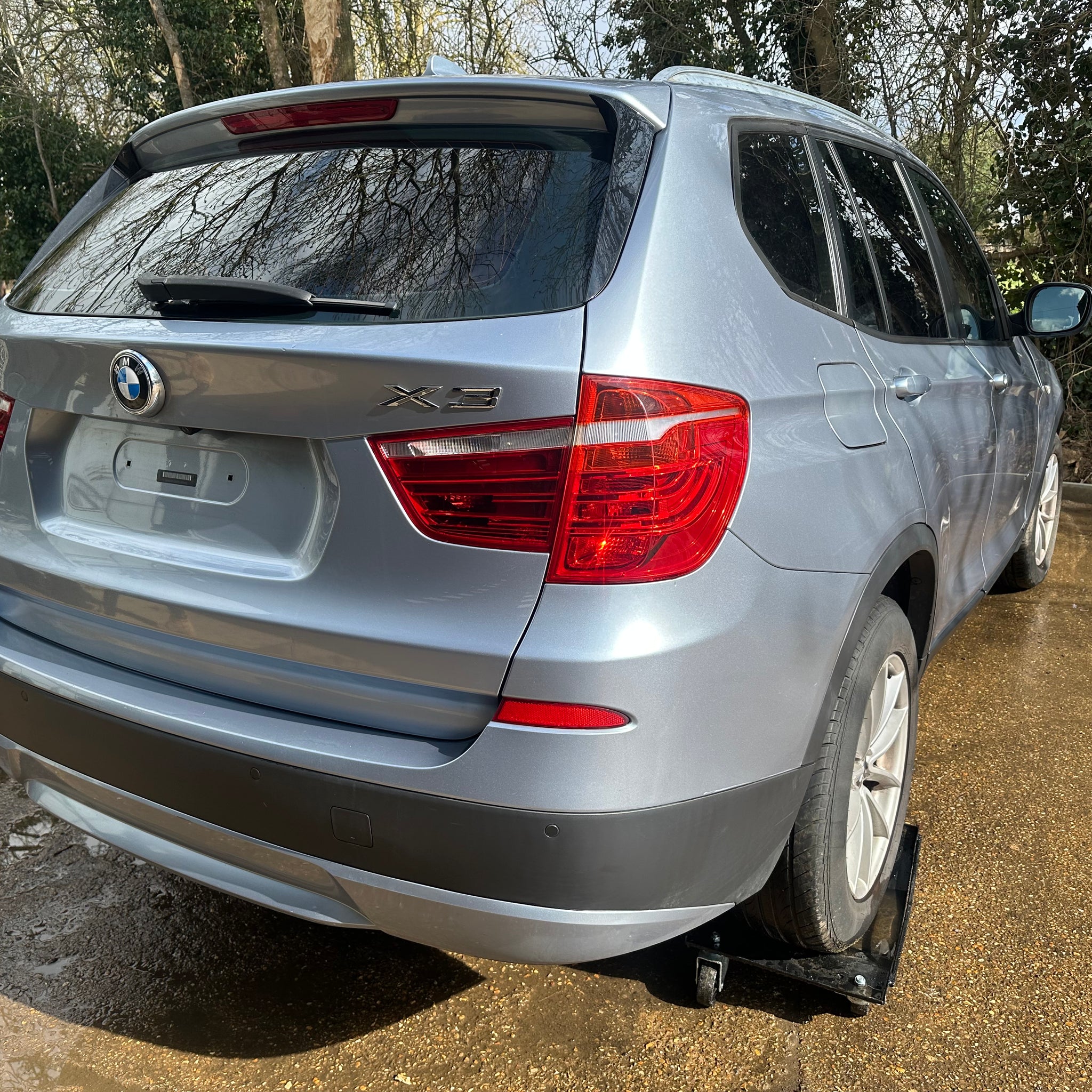 2012 BMW X3 F25 2.0 BREAKING FOR PARTS
