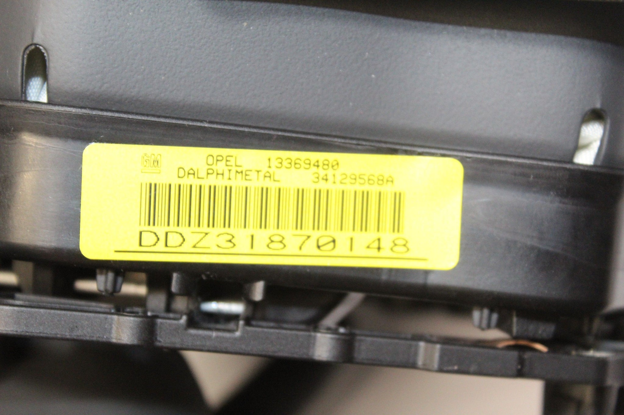 Vauxhall Corsa D steering wheel airbag 13369480