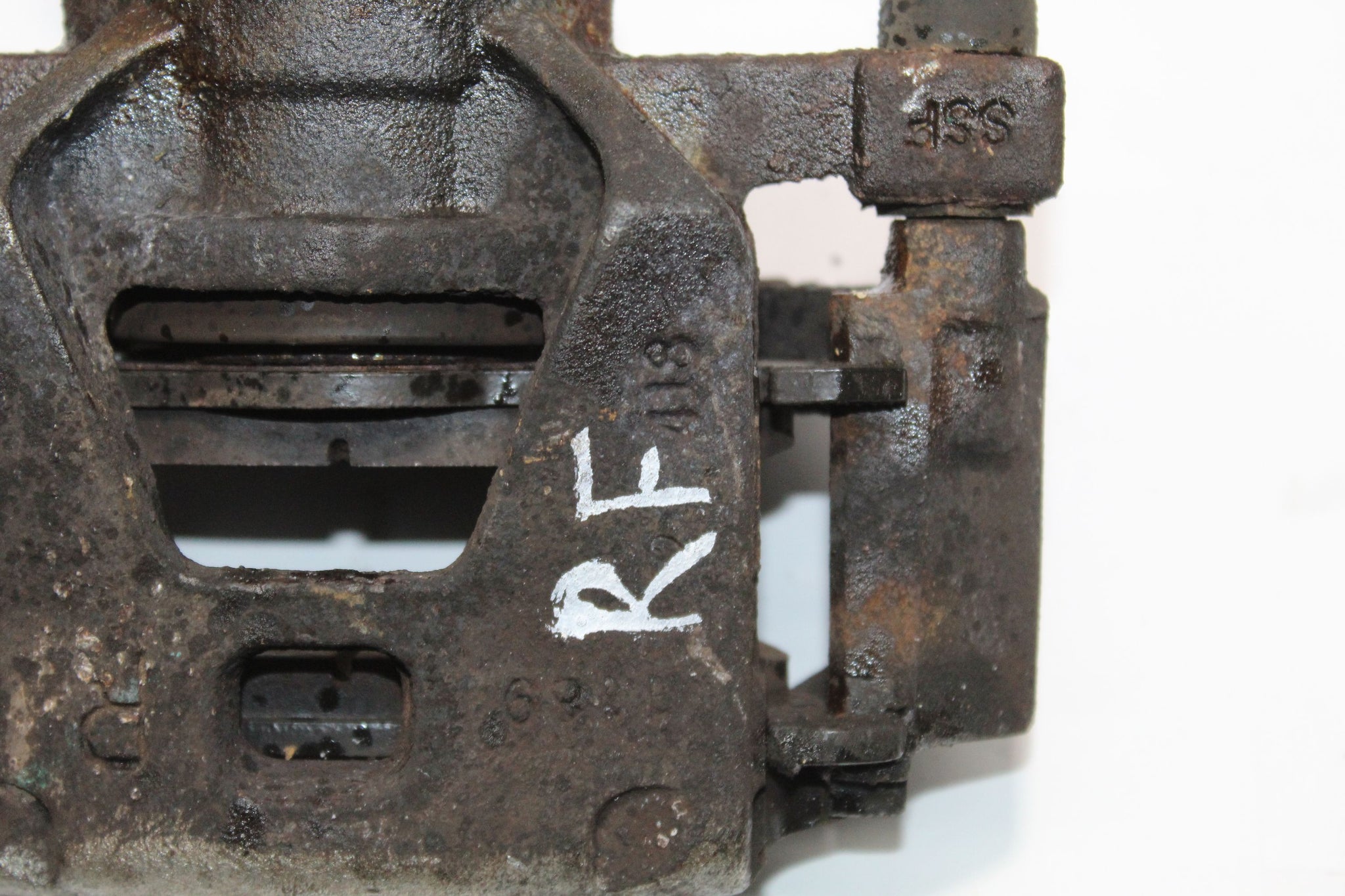 2019 MG MG3 1.5 RIGHT SIDE FRONT BRAKE CALIPER
