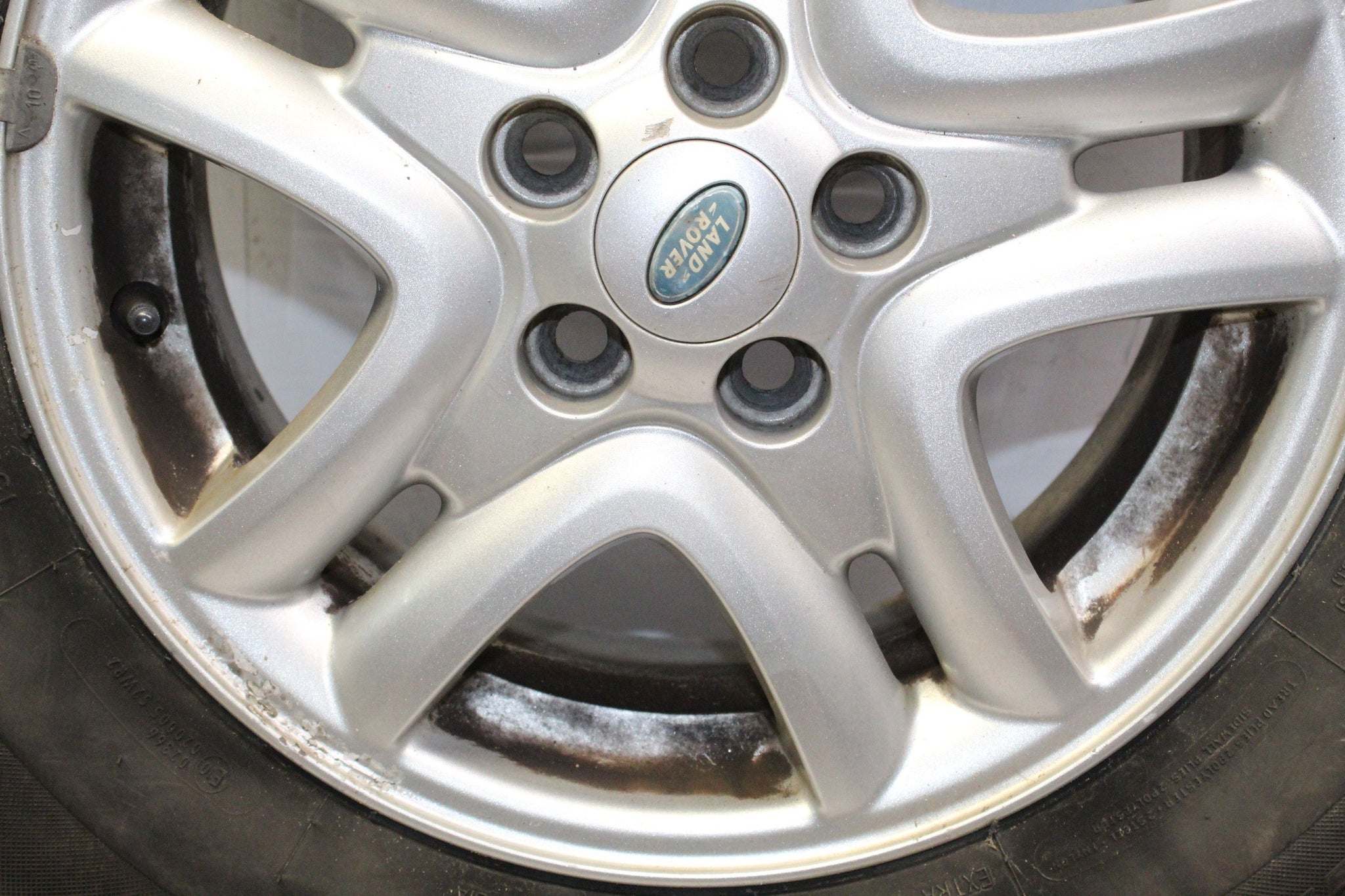 2007 Land Rover Freelander 2 ALLOY WHEEL WITH TYRE 225 / 75 R16 5.3MM