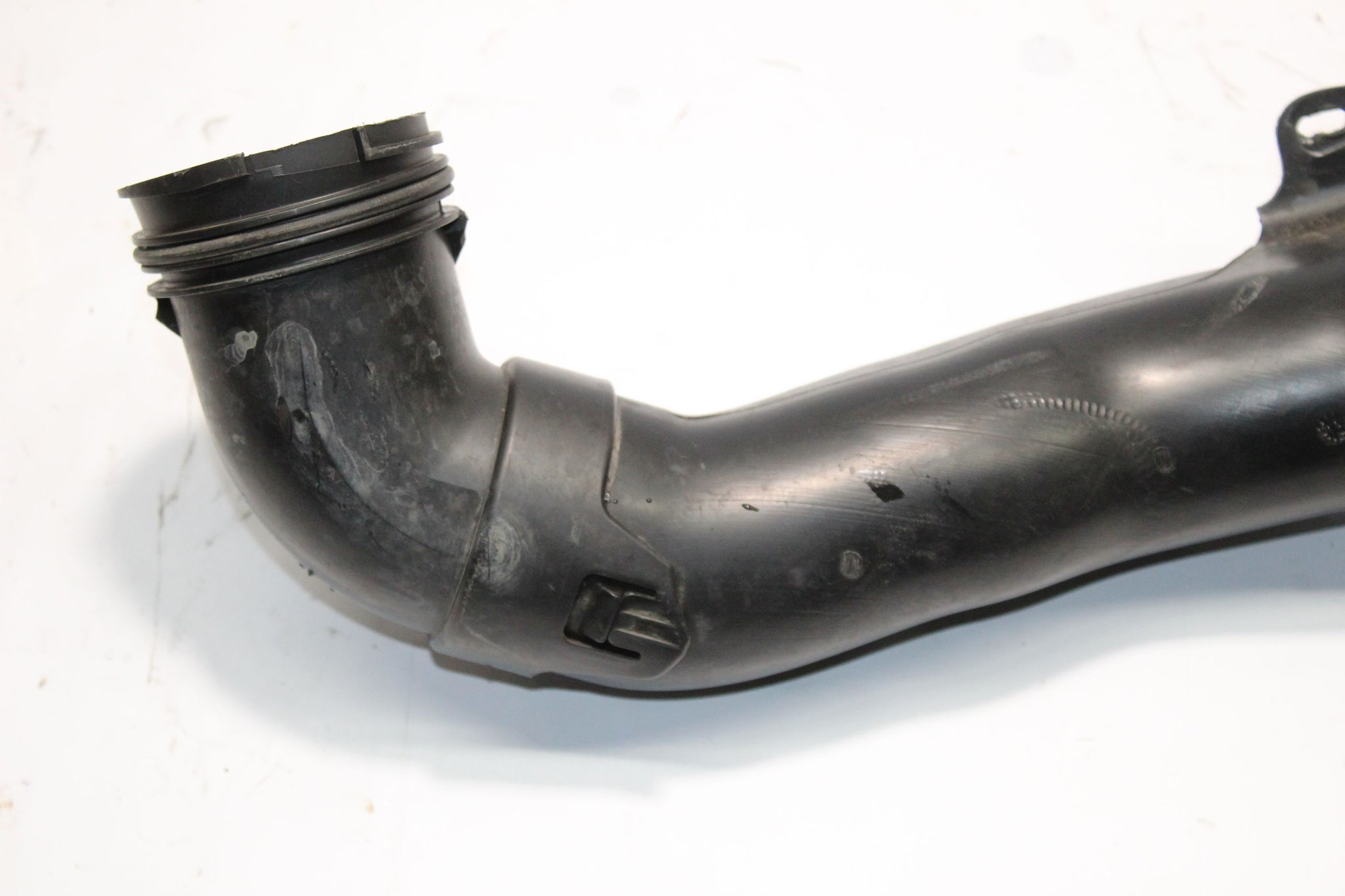 2014 PEUGEOT 5008 1.6 Air Intake Pipe 9684318180