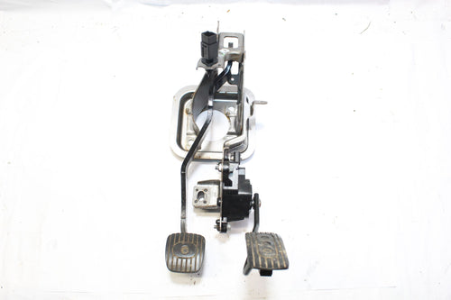 2004 NISSAN MICRA 1.2 Accelerator Pedal and Brake Pedal