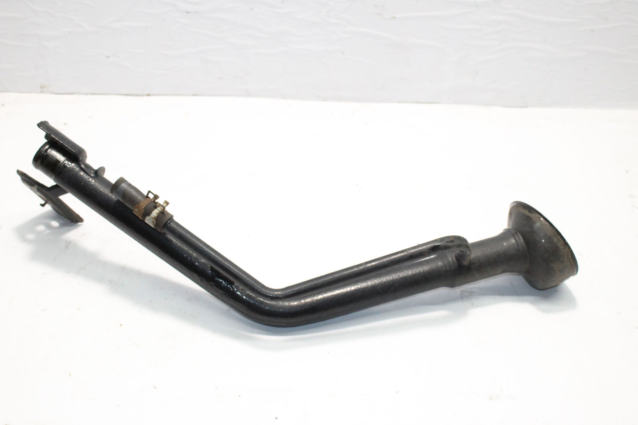 2016 NISSAN JUKE F15 1.5 Diesel Fuel Filler Neck Pipe