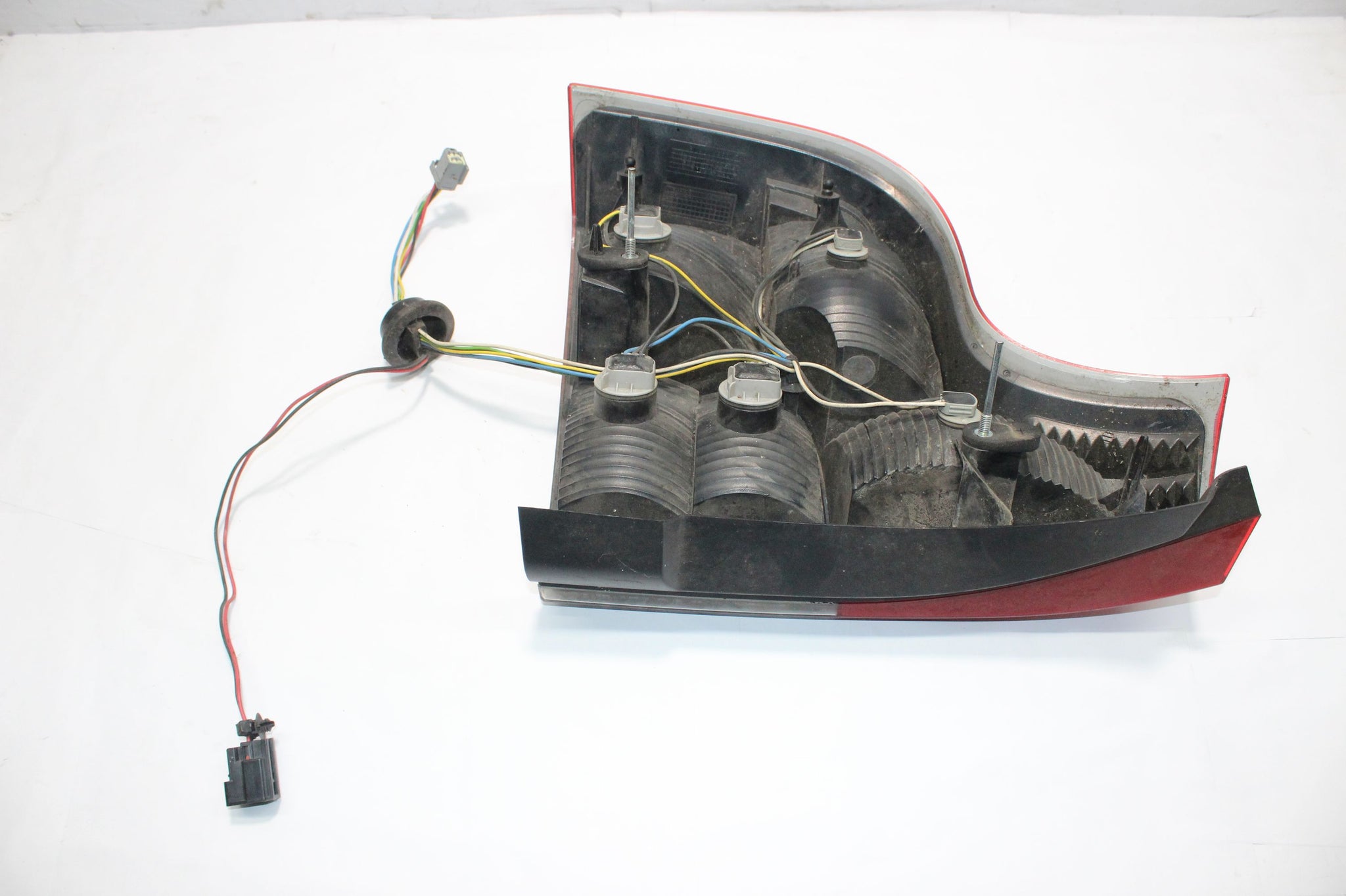 2010 VOLVO XC90 Right side Rear Lower Tail Light