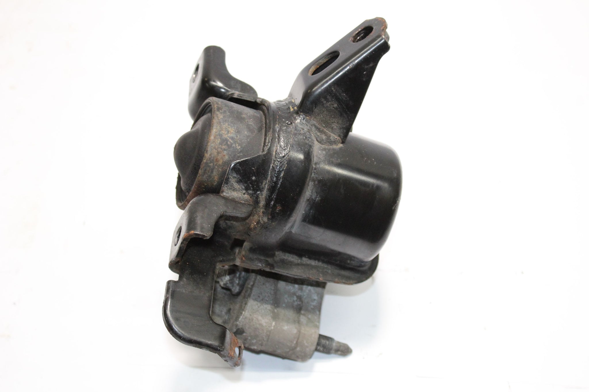 2014 TOYOTA VERSO 1.6 Engine Mount