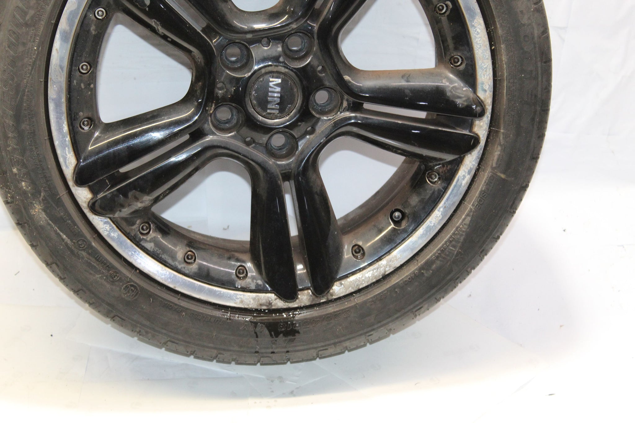 2014 MINI PACEMAN R61 Alloy Wheel with Tyre 225 / 45 R18 6.3MM