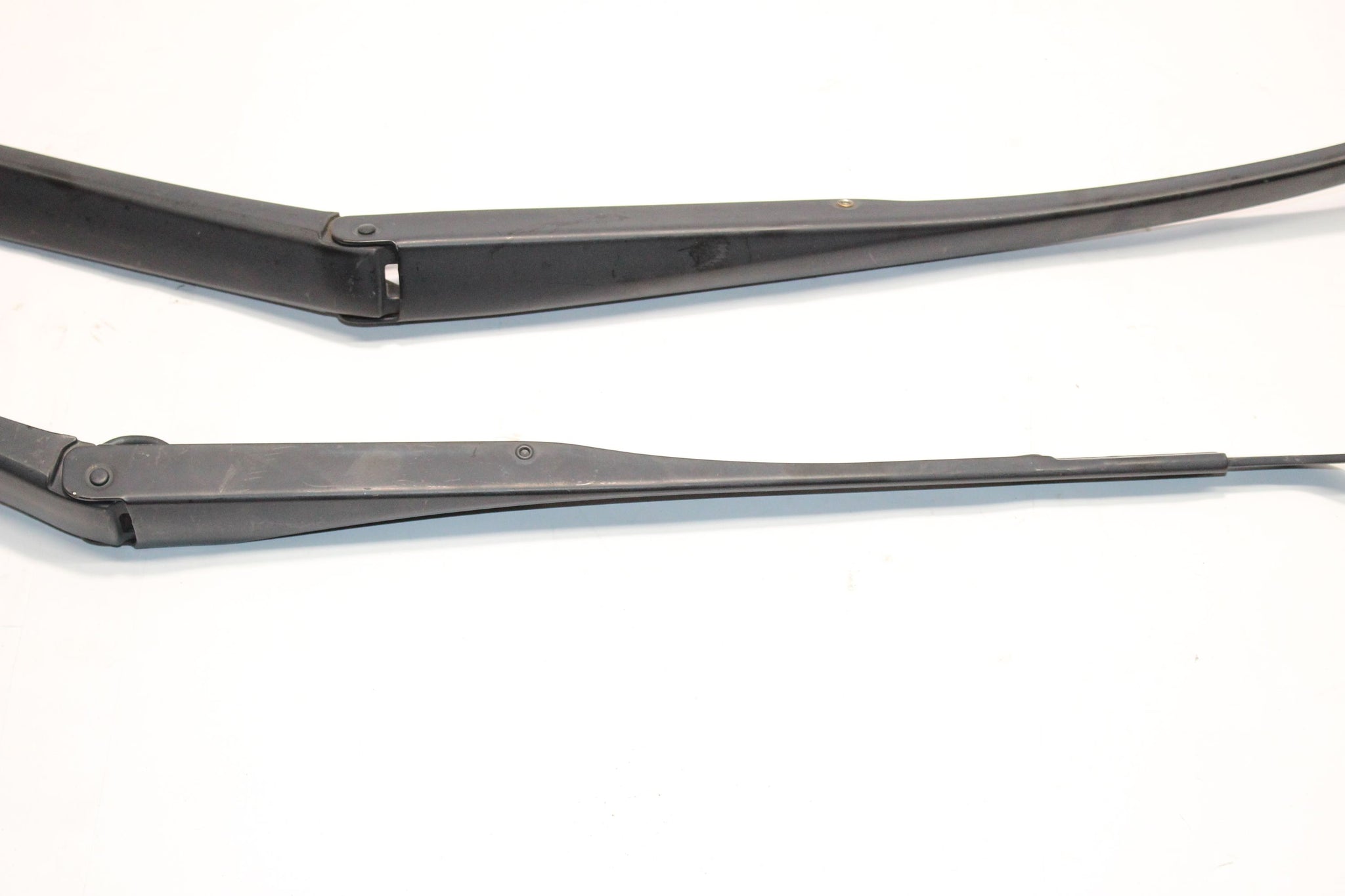 2016 HYUNDAI I30 MK2 Wiper Arm Pair