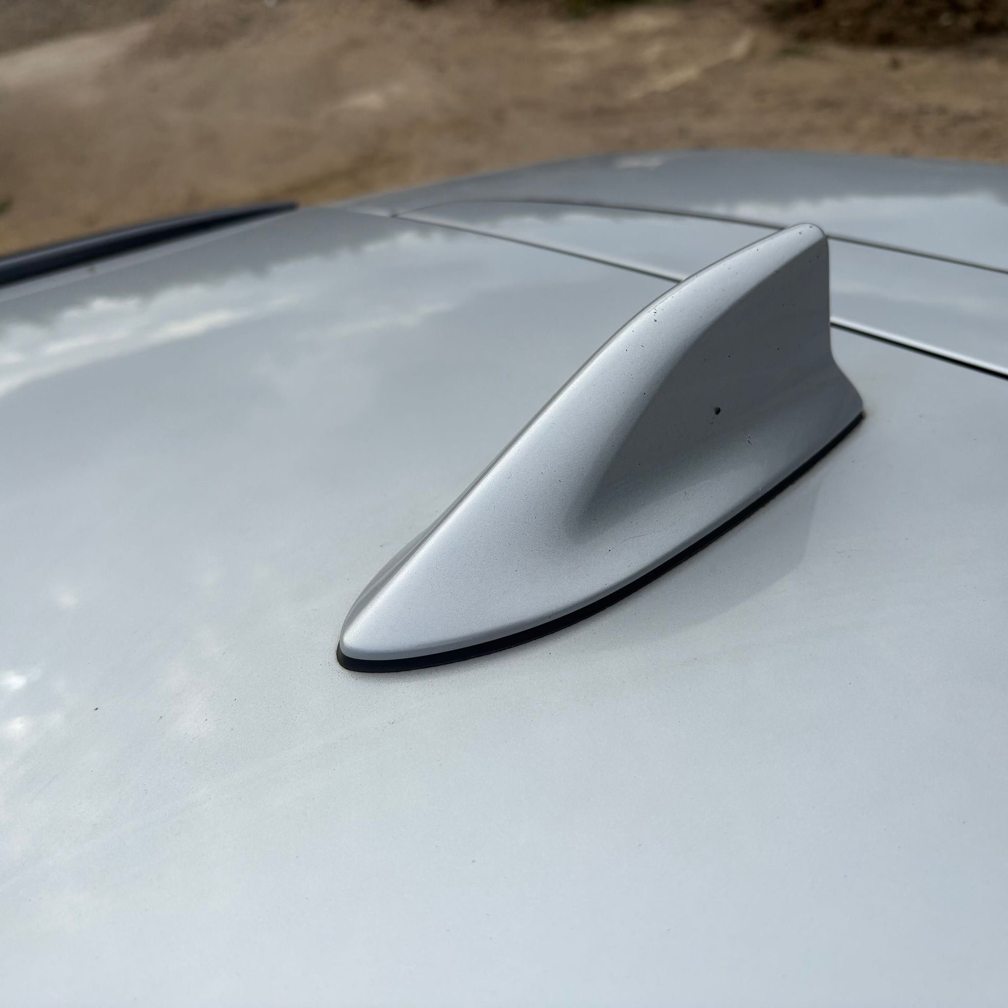 2016 TOYOTA AVENSIS AERIAL SHARK FIN ANTENNA