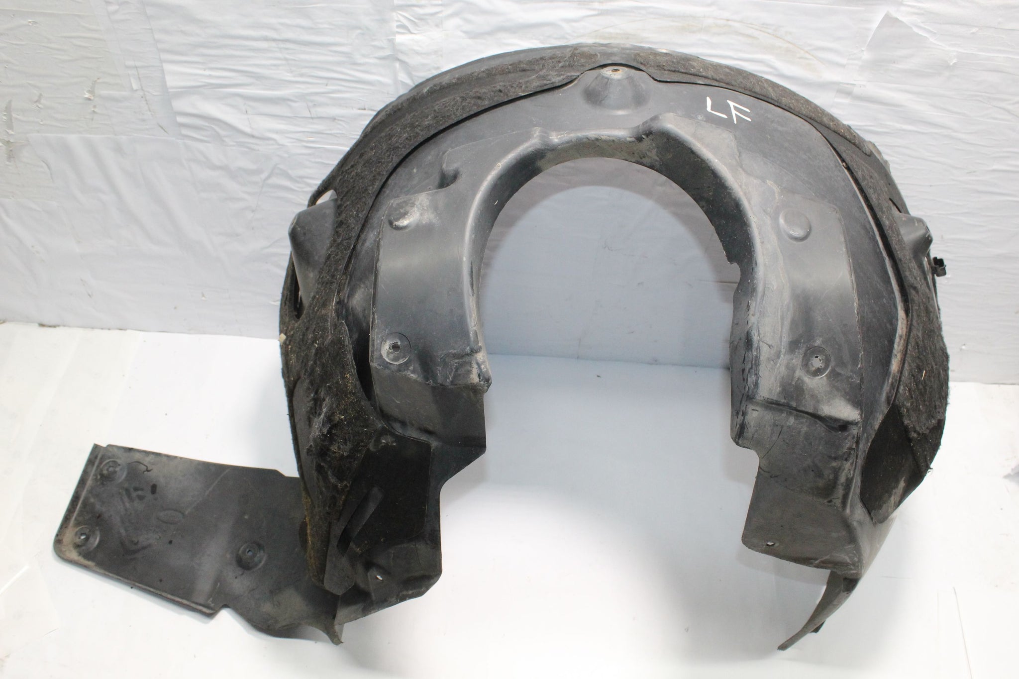 2011 RANGE ROVER VOGUE L322 Left side Front Splash Guard