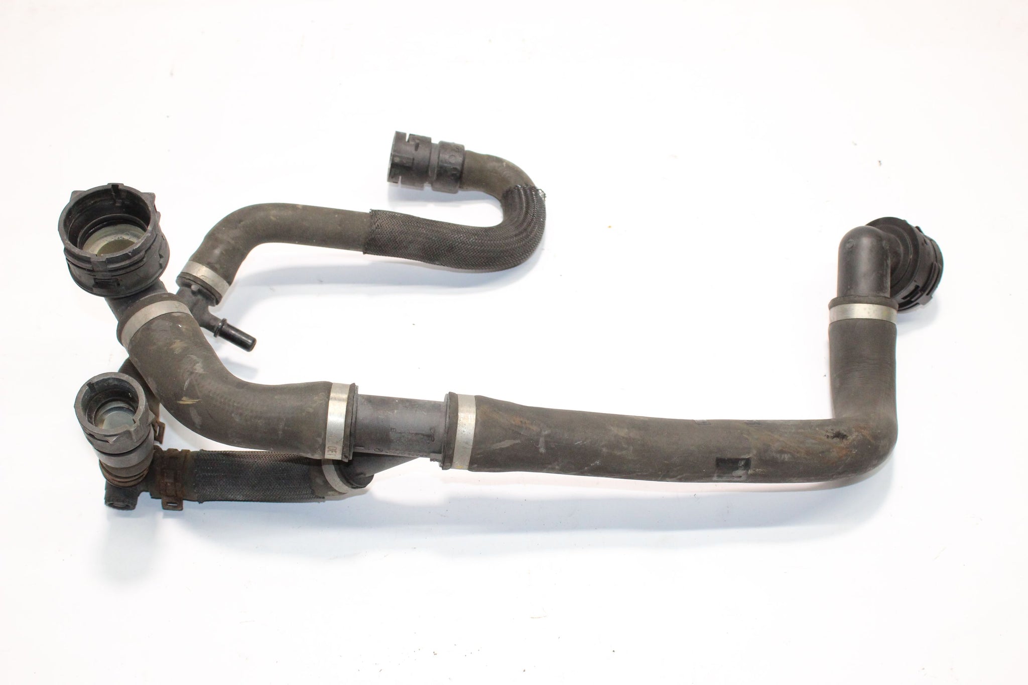2016 RANGE ROVER EVOQUE 2.0 Coolant Pipe GJ32-8C480-AA