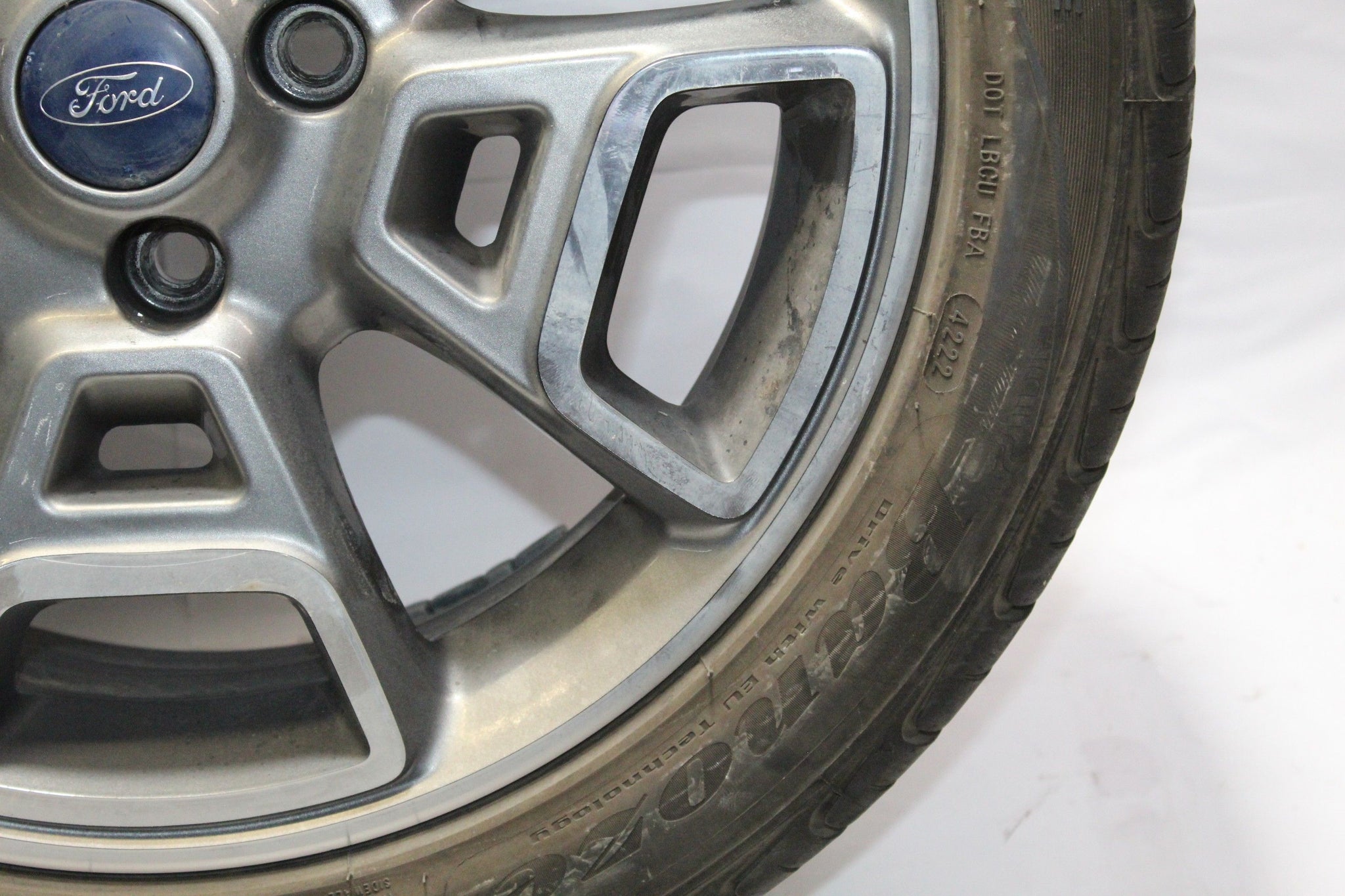 2015 FORD ECOSPORT Alloy Wheel with Tyre 205/50 R17 5.5MM