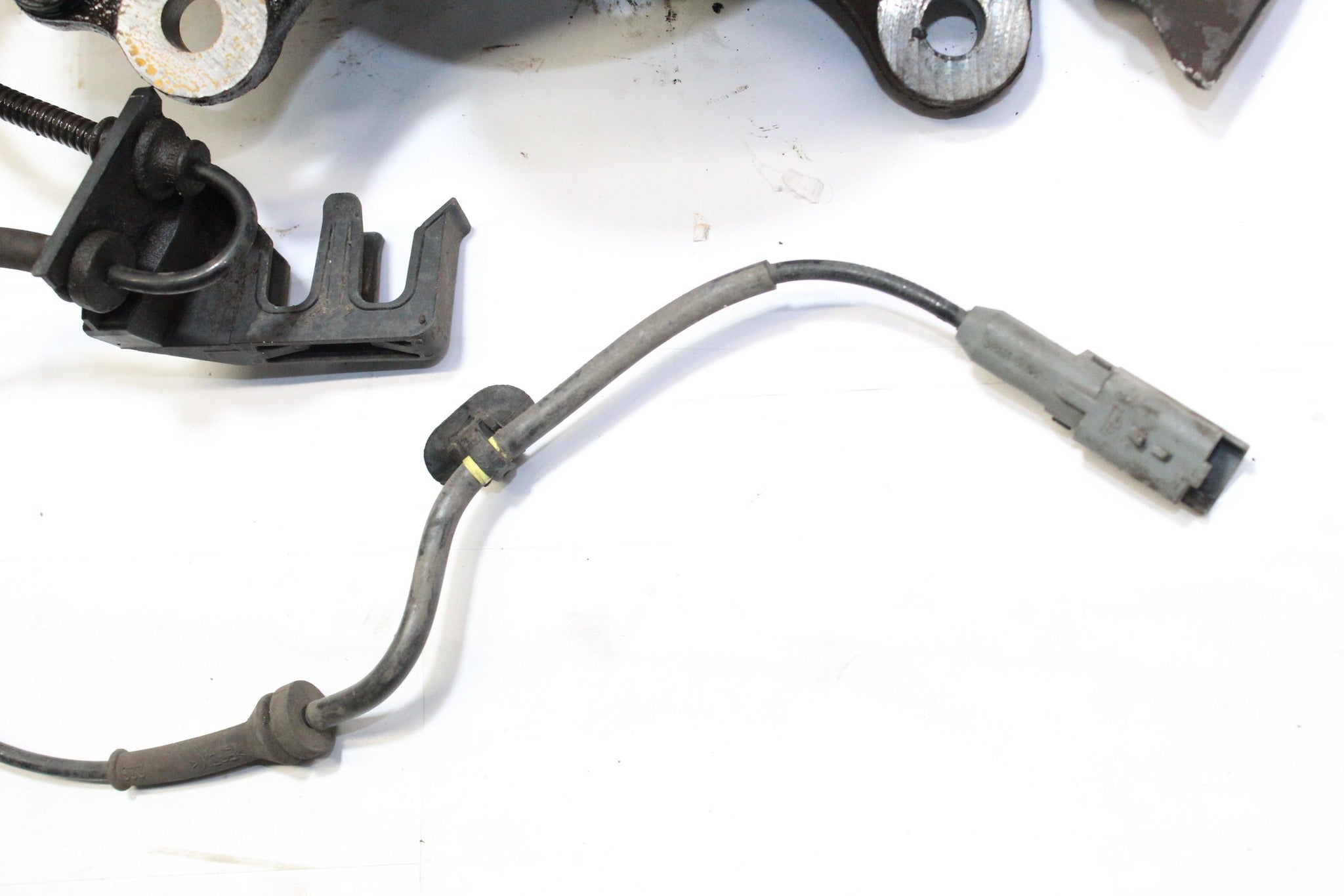 2015 CITROEN C4 1.6 Left side Front Wheel Hub