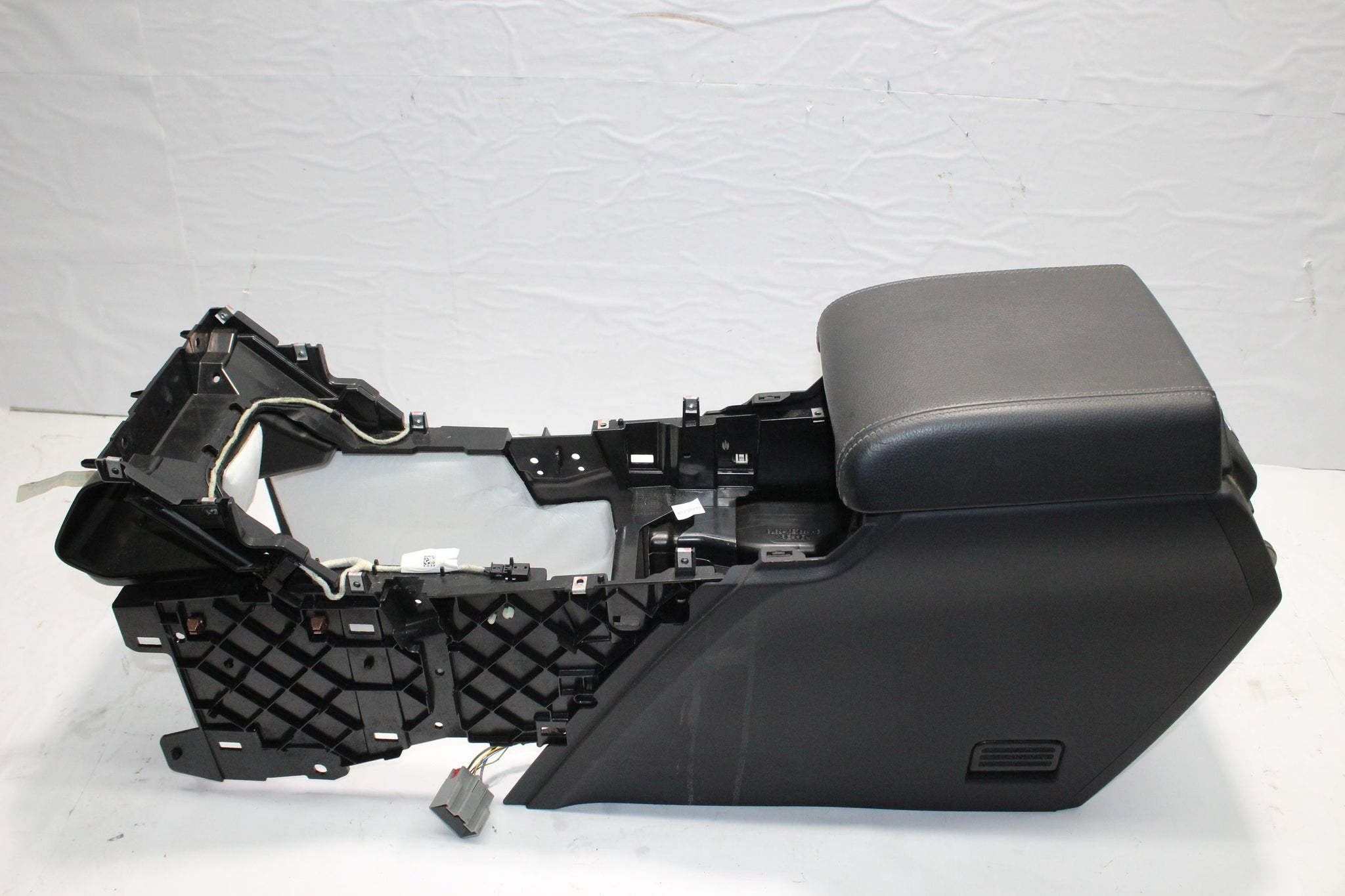 2016 RANGE ROVER EVOQUE Centre Console with Armrest