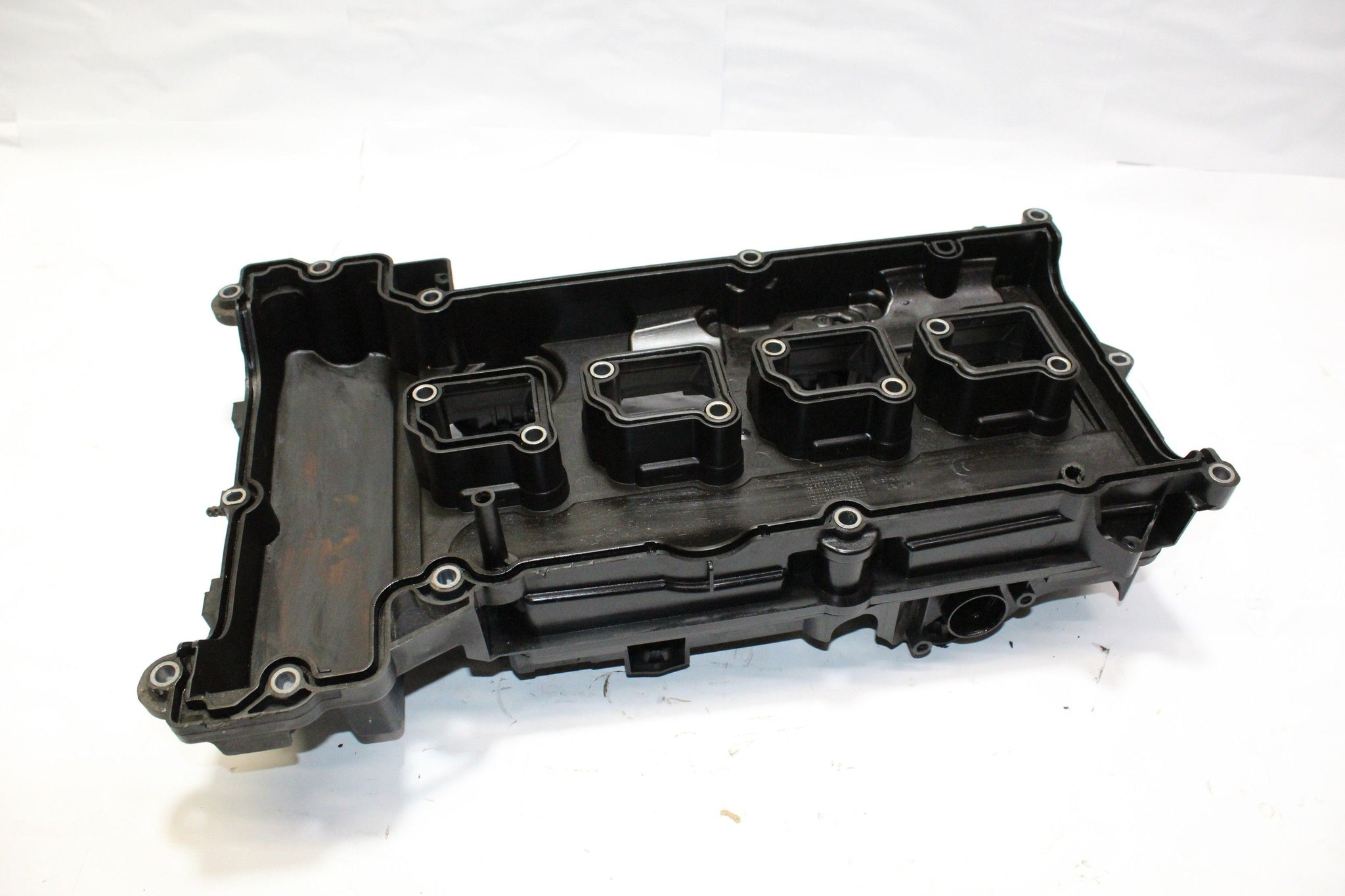 2011 Mercedes C180 W204 1.8 Petrol Rocker Cover A2710101730