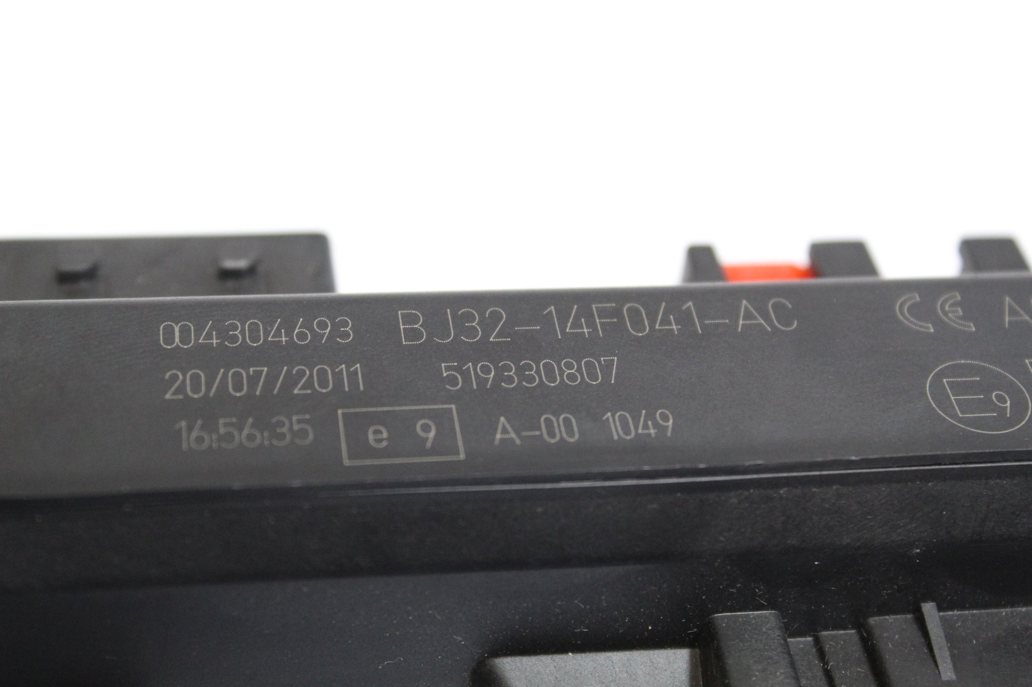 2011 RANGE ROVER EVOQUE 2.0 Fuse Box BJ32-14F041-AC