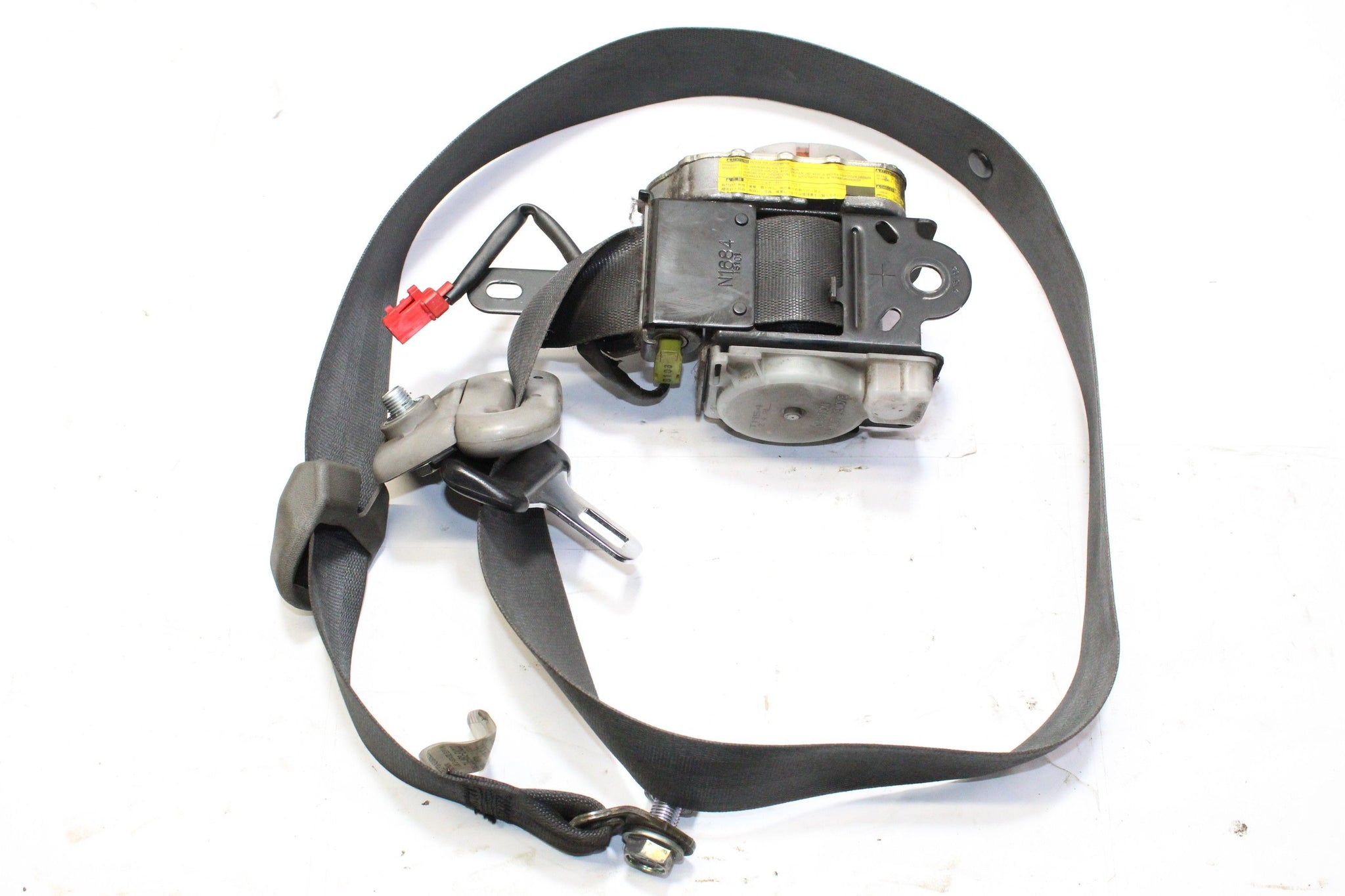 2005 MITSUBISHI SHOGUN Left side Front Seat Belt