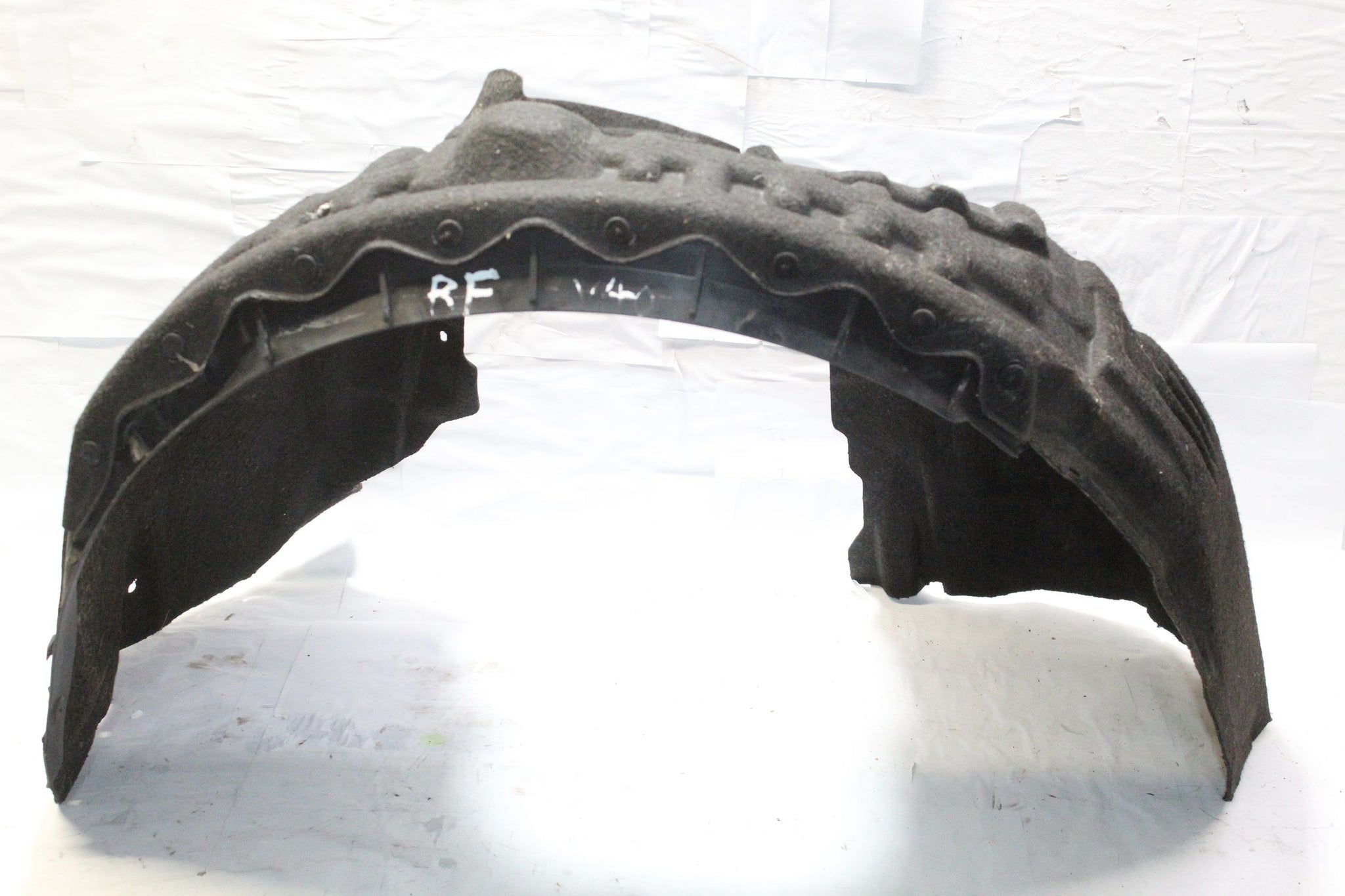 2012 Volvo V40 Right side Front Splash Guard 31265974