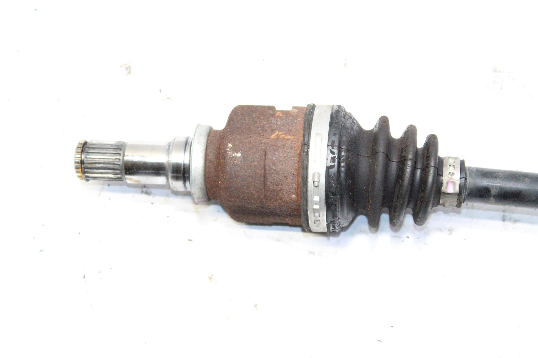 2011 TOYOTA YARIS 1.3 Auto Left side Front Driveshaft 43420-0D380