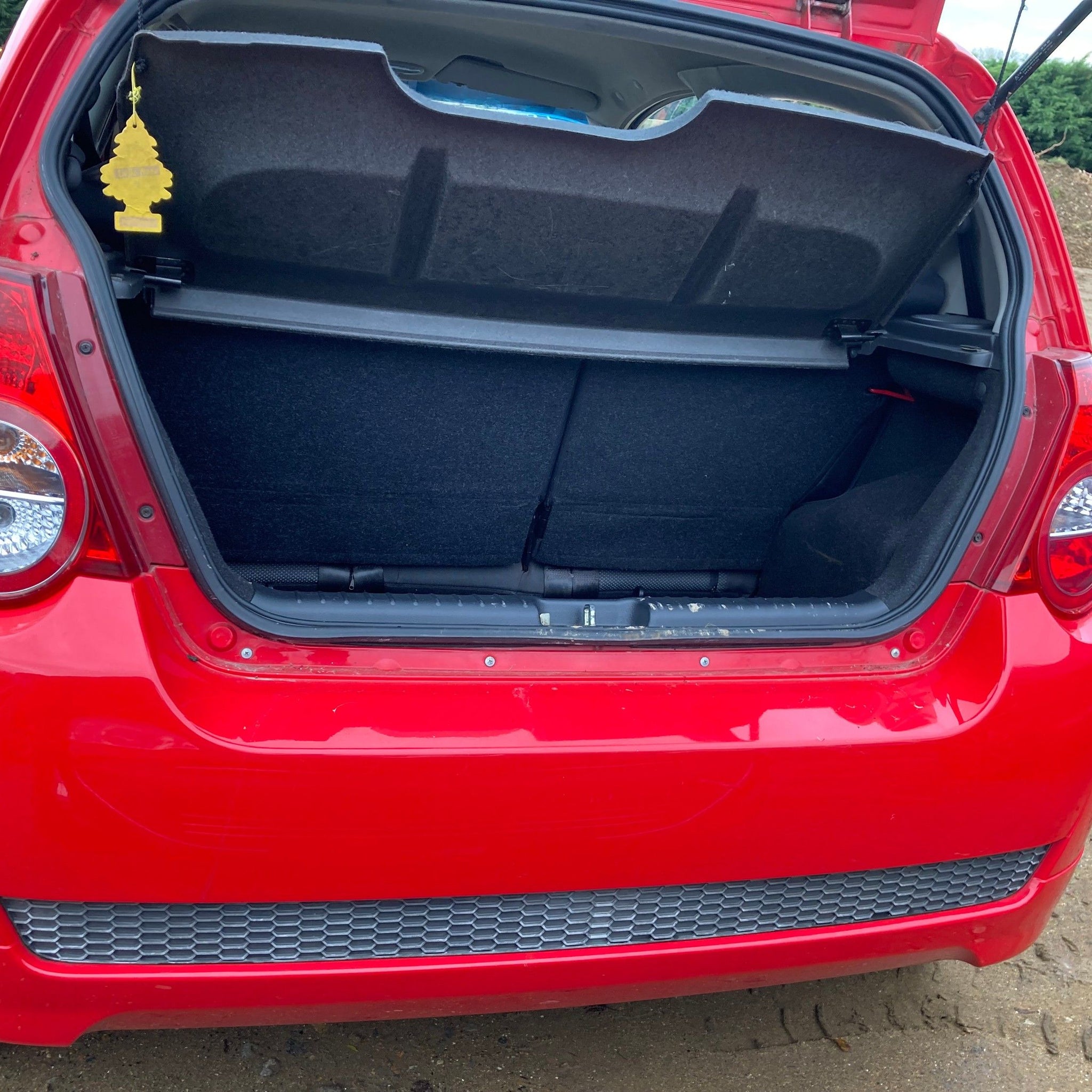 2010 Chevrolet Aveo rear bumper 71U RED