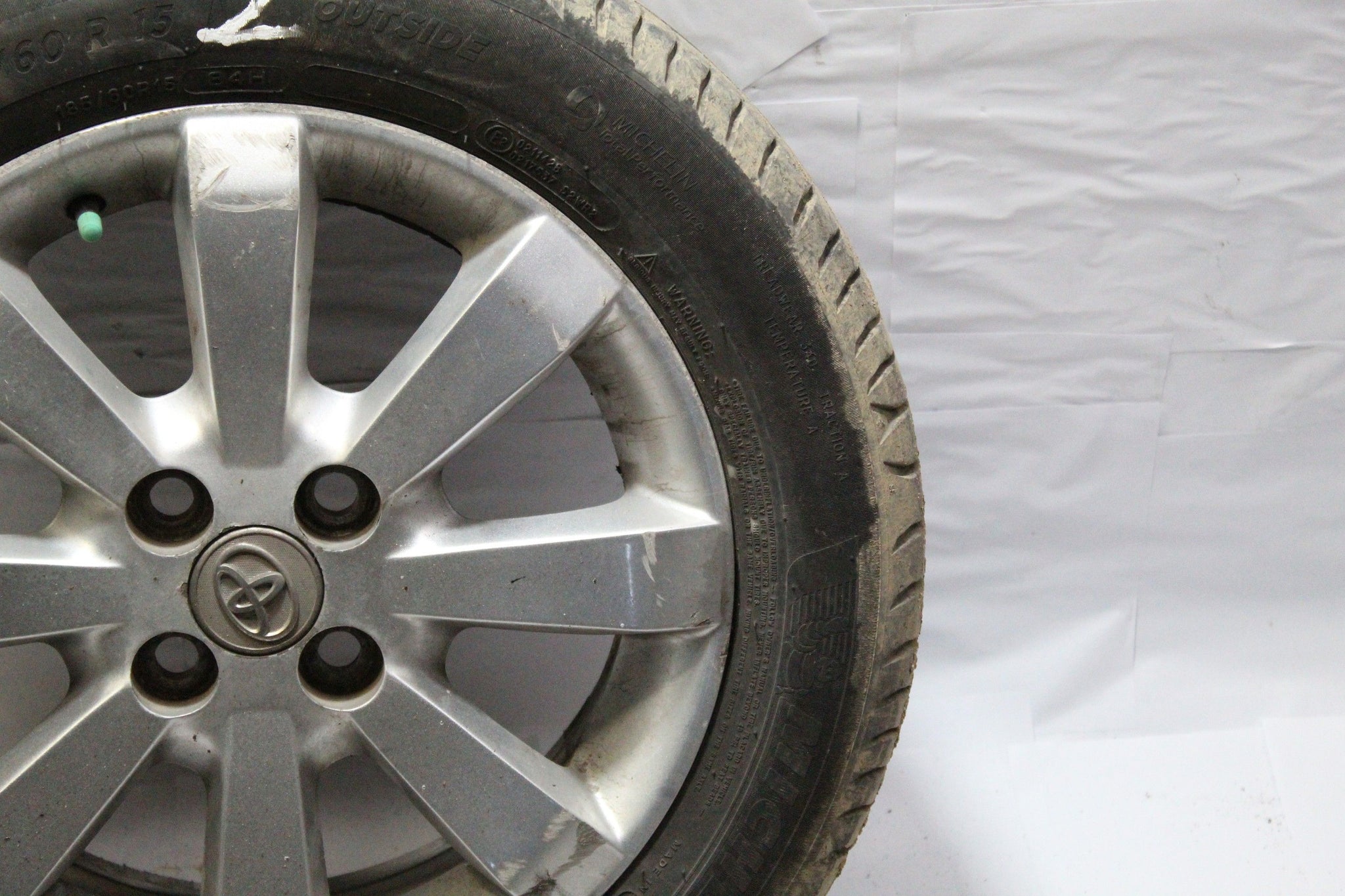 2011 TOYOTA YARIS Alloy Wheel with Tyre 185/60 R15 5.3MM