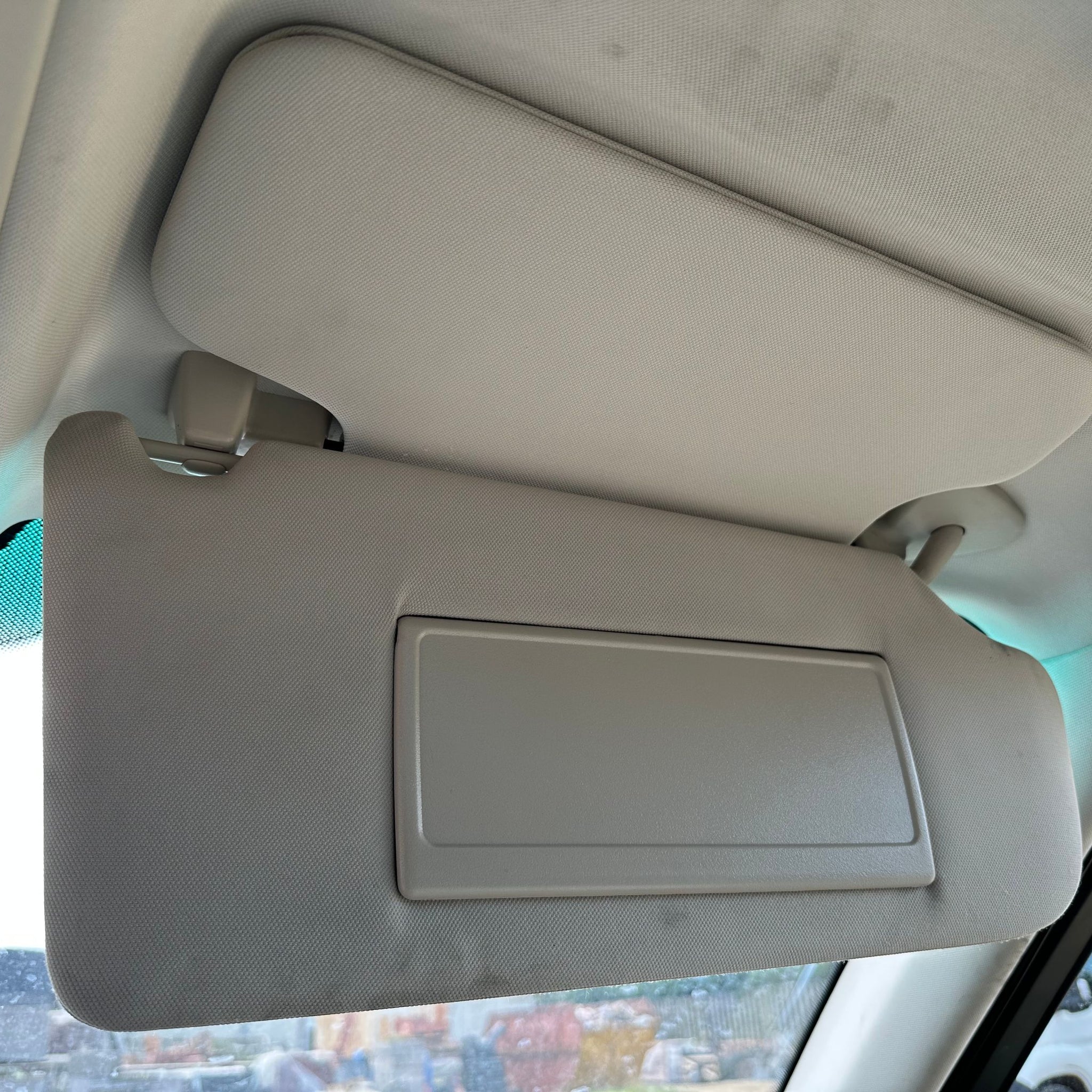 RANGE ROVER VOGUE L322 RIGHT SIDE SUN VISOR 2011