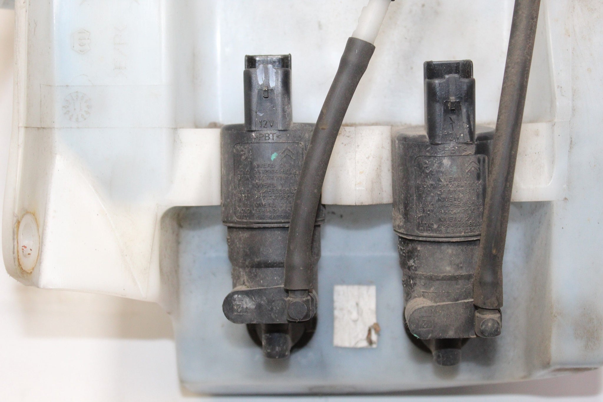 2011 PEUGEOT 107 Windscreen Washer Bottle Pump