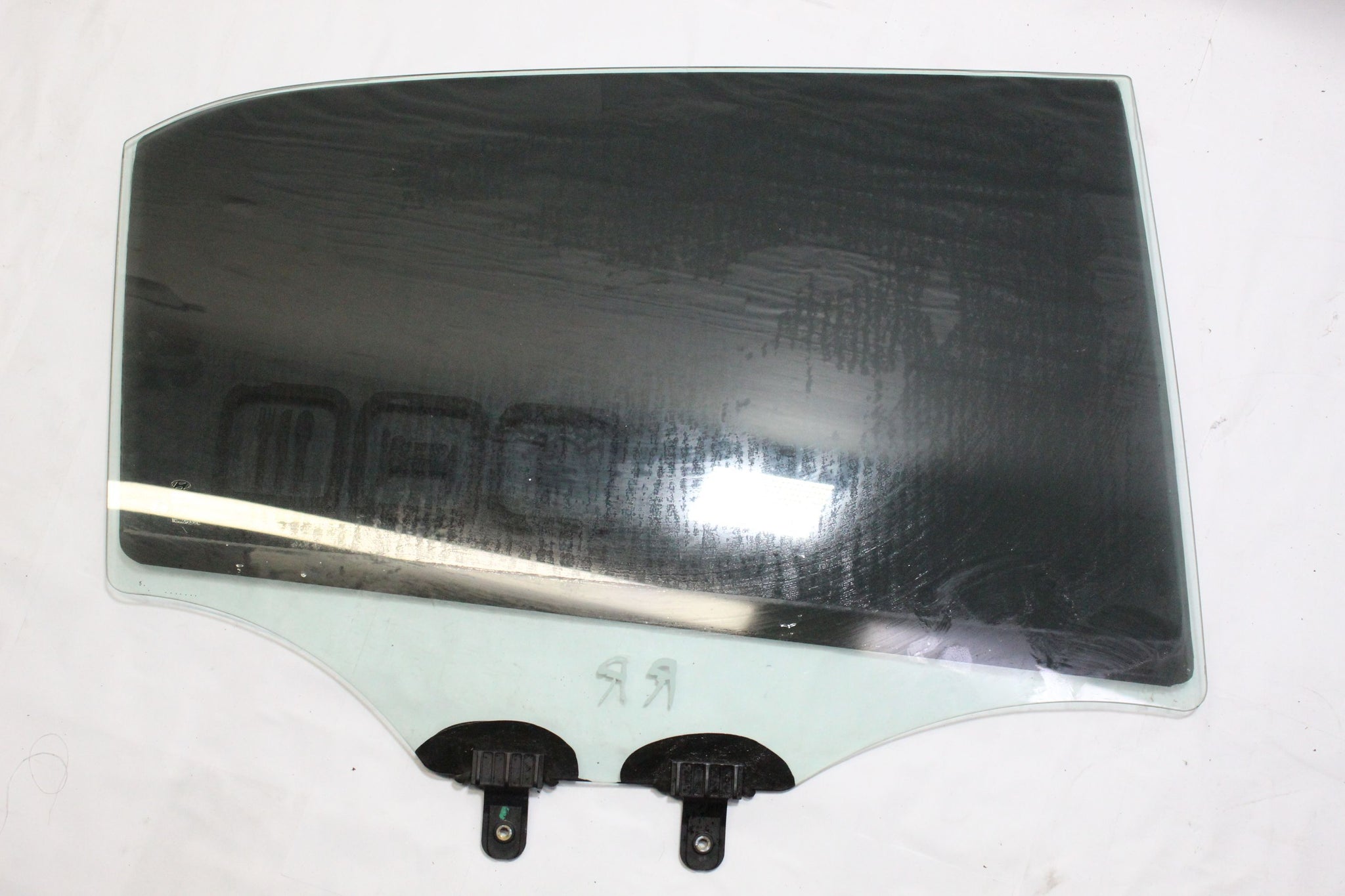2017 HYUNDAI I20 Right side Rear Door Window Glass