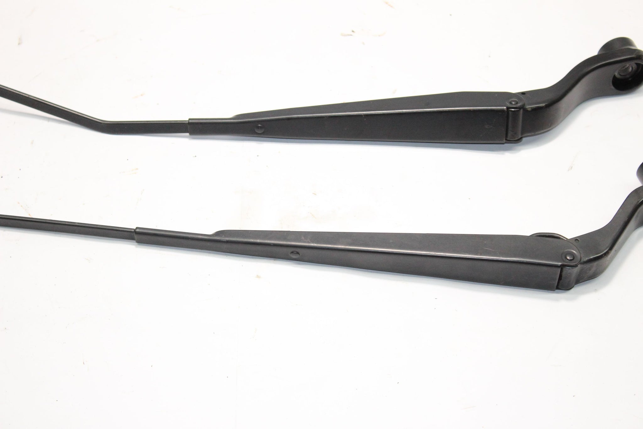 2013 JEEP COMPASS Front Wiper Arm Pair