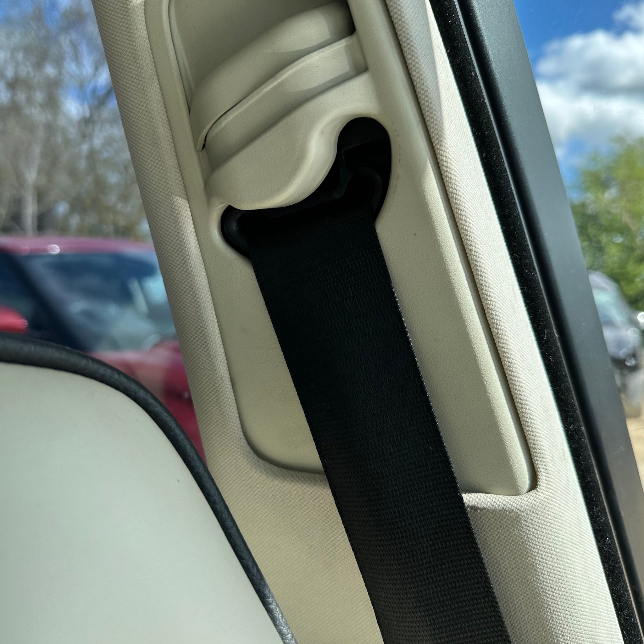 RANGE ROVER VOGUE L322 LEFT SIDE FRONT SEAT BELT 2011