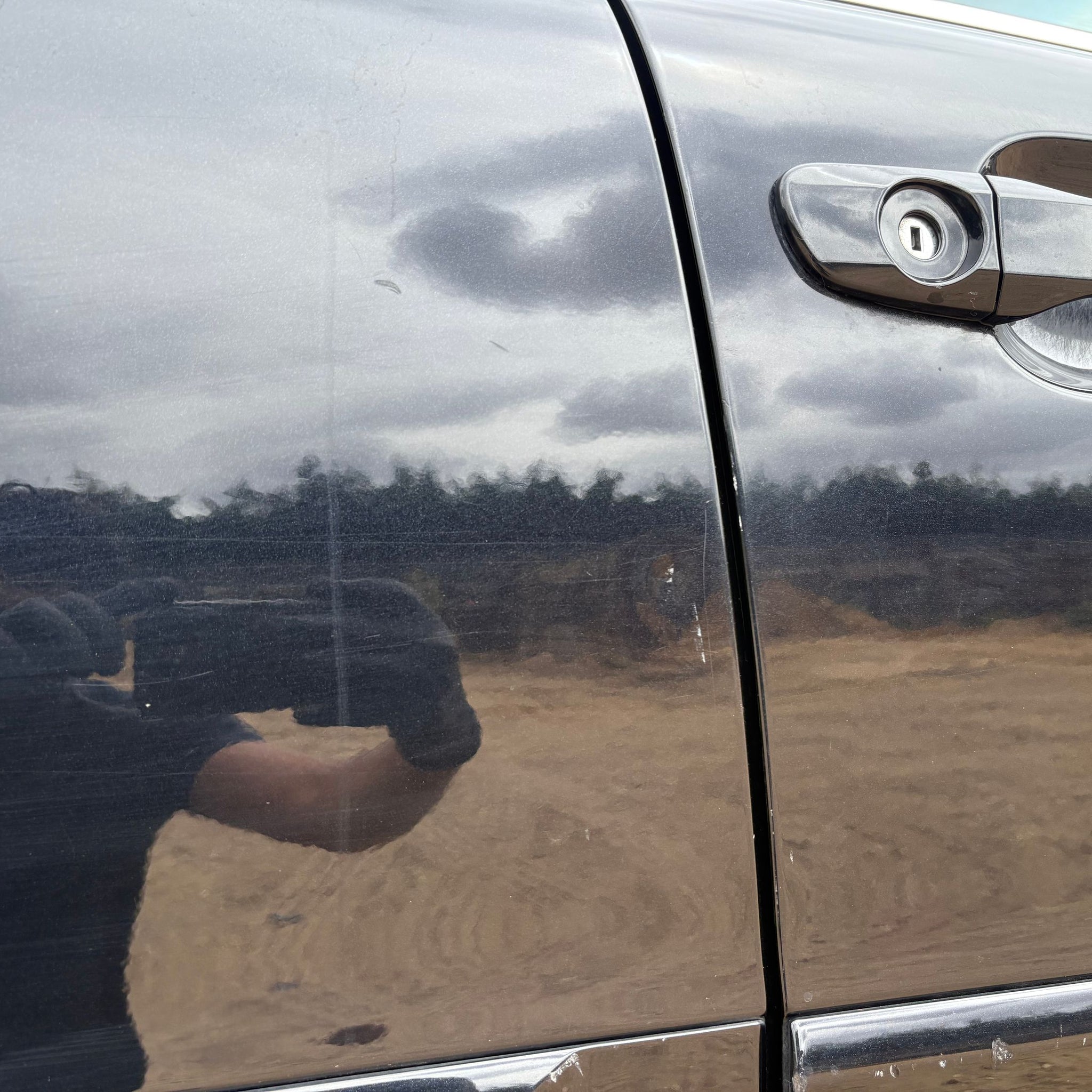 2009 VOLVO XC90 DRIVER SIDE REAR COMPLETE DOOR 452-26 BLACK