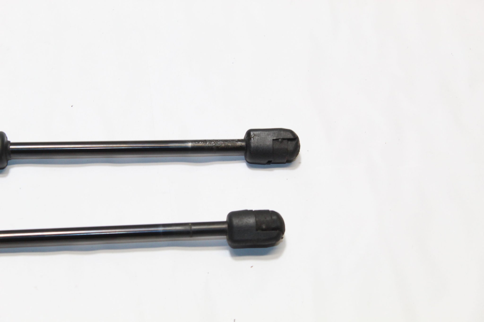 2013 RANGE ROVER SPORT L494 Bonnet Strut Pair