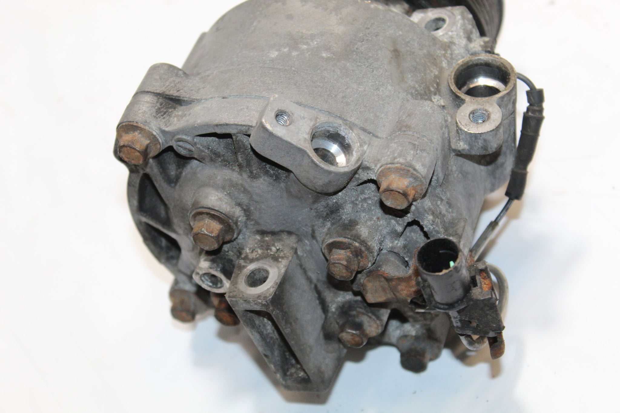 2012 MITSUBISHI OUTLANDER  2.2 Air Con Compressor