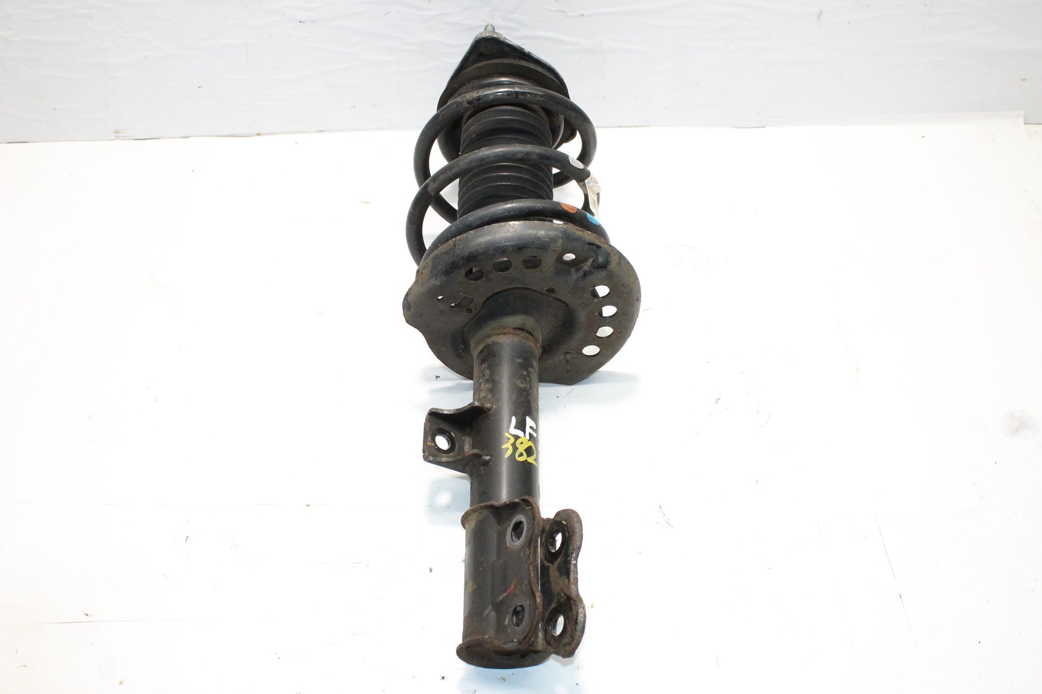 2019 HYUNDAI I40 1.6 Left side Front Suspension Leg