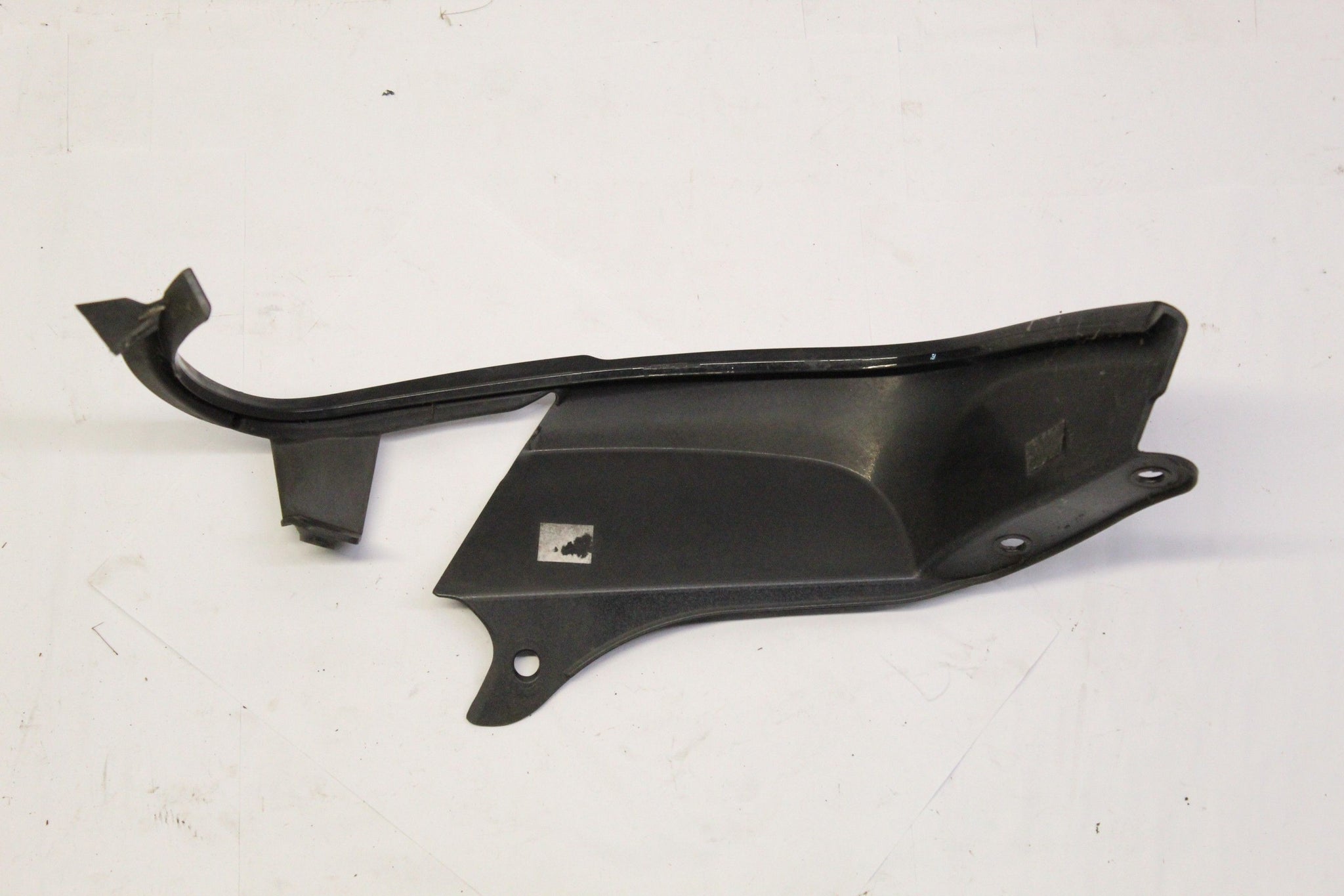 2006 BMW Z4 Left side Rear Tail Light Bracket