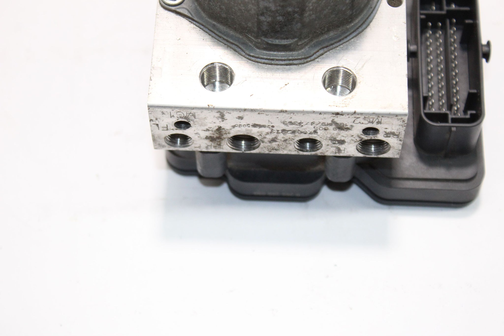2016 MASERATI GHIBLI 3.0 ABS Pump 670032973