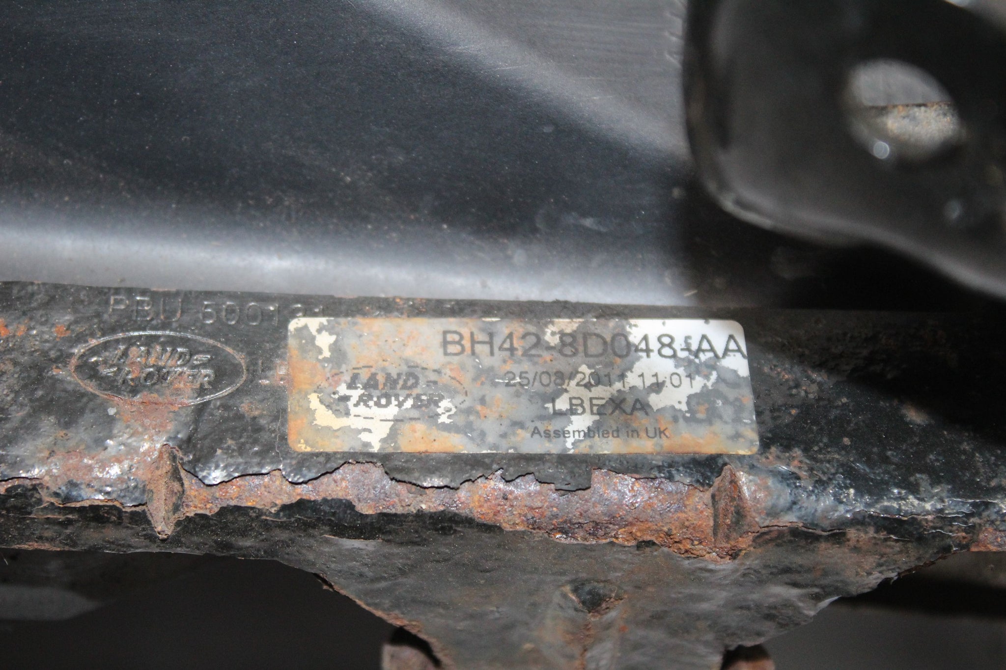 2011 RANGE ROVER VOGUE 4.4 Coolant Radiator Air Duct AH42-7H460 BH42-8D048-AA